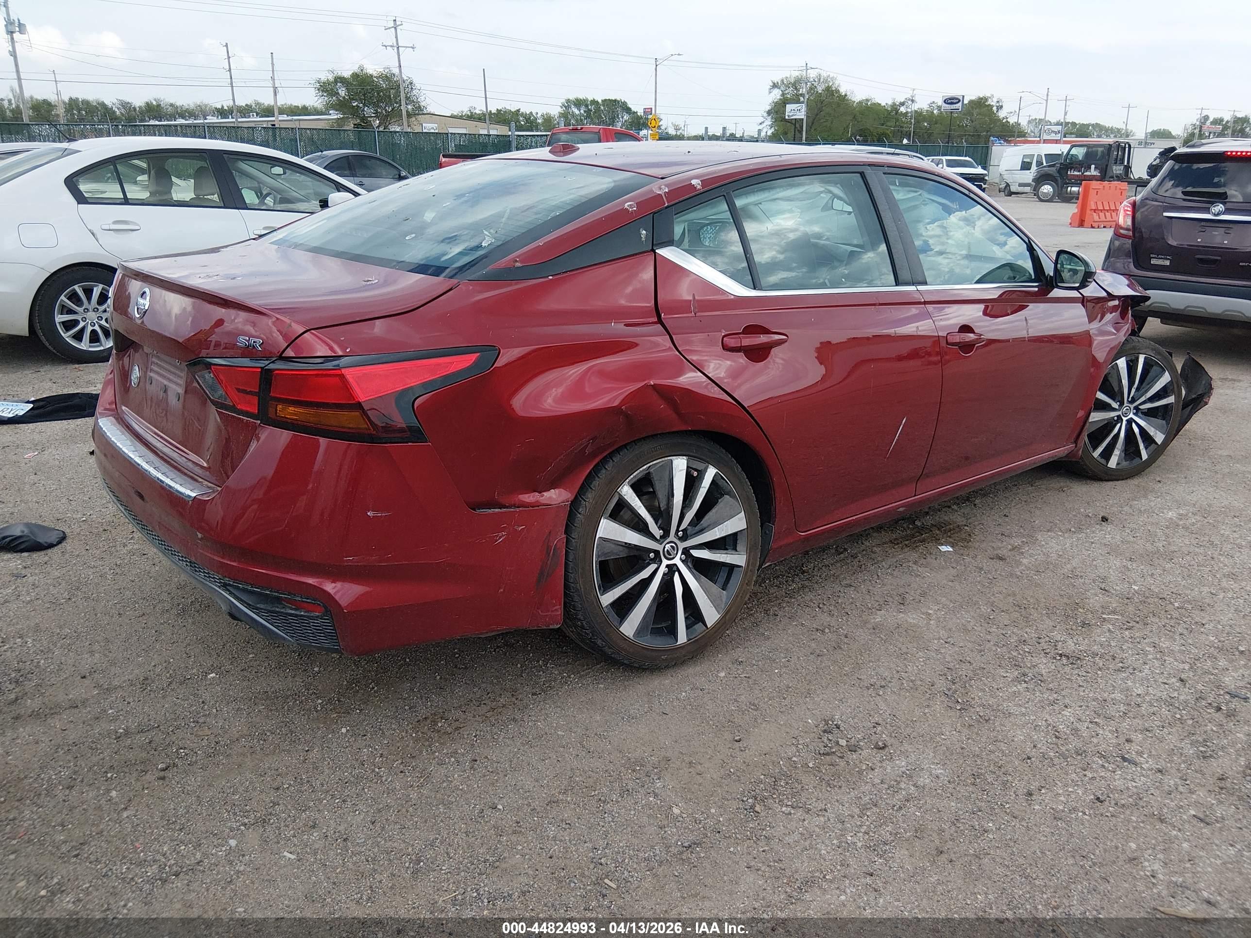 NISSAN ALTIMA image 4