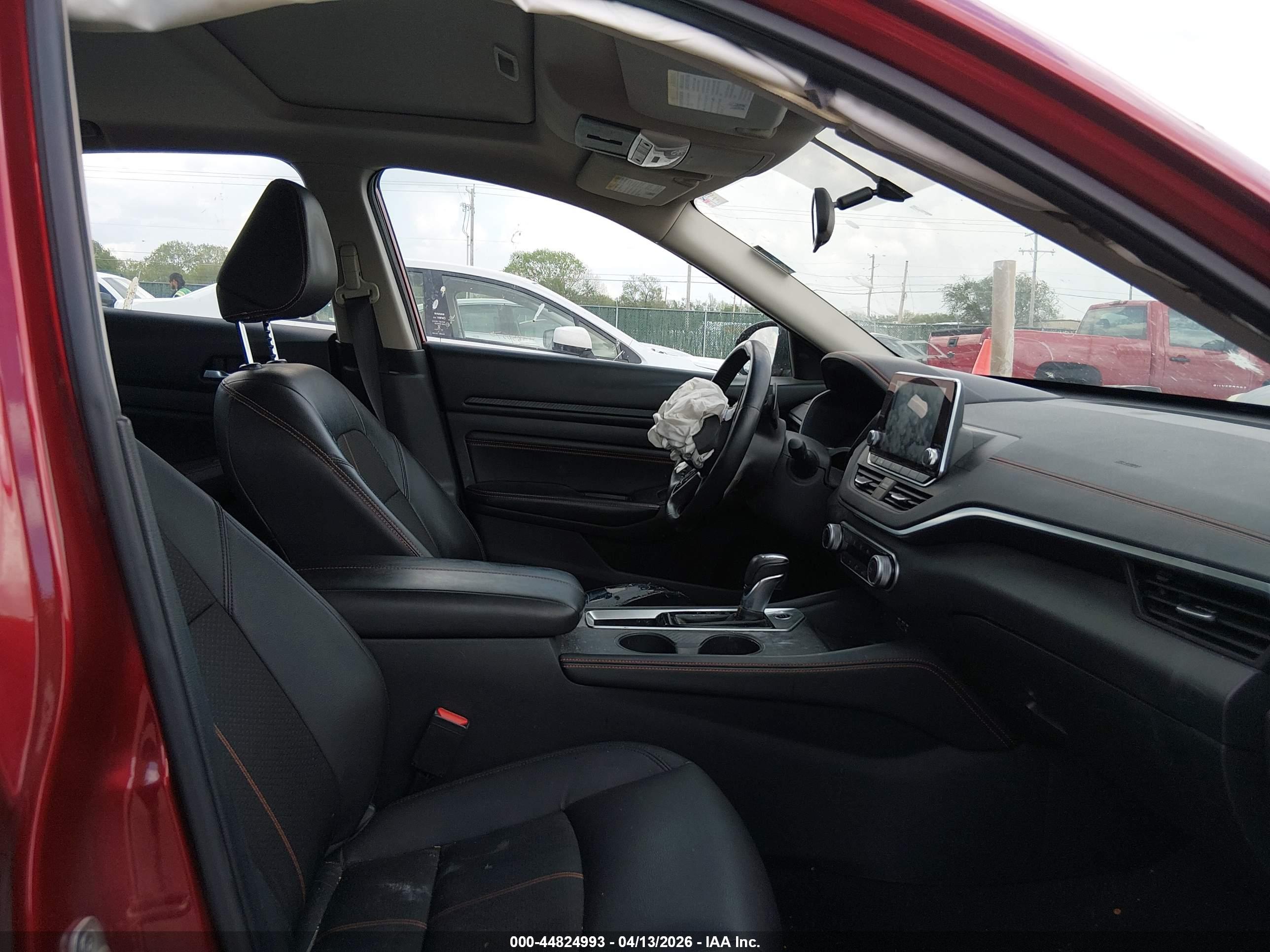 NISSAN ALTIMA image 5