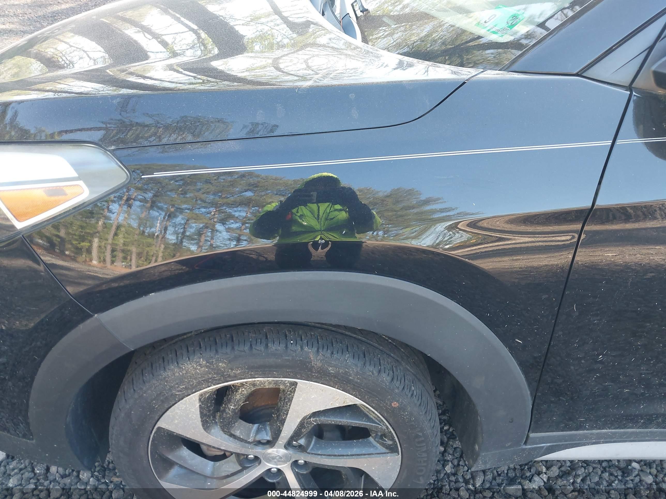 HYUNDAI TUCSON image 6
