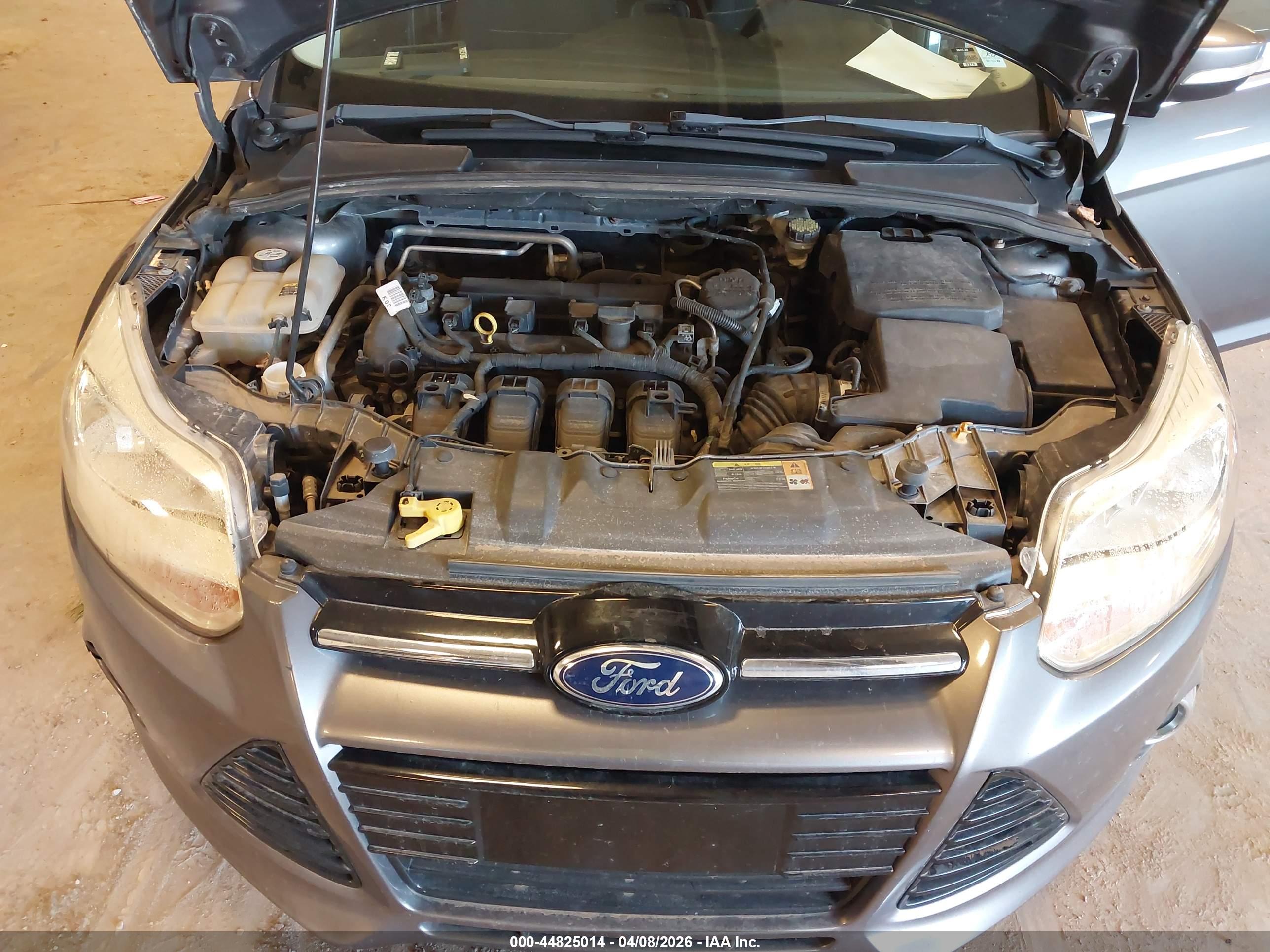 FORD FOCUS image 10