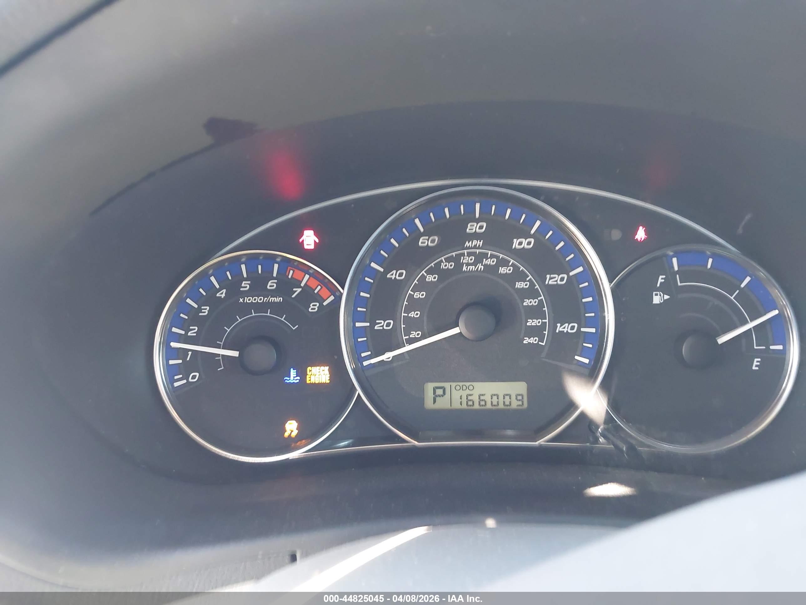 SUBARU FORESTER image 7