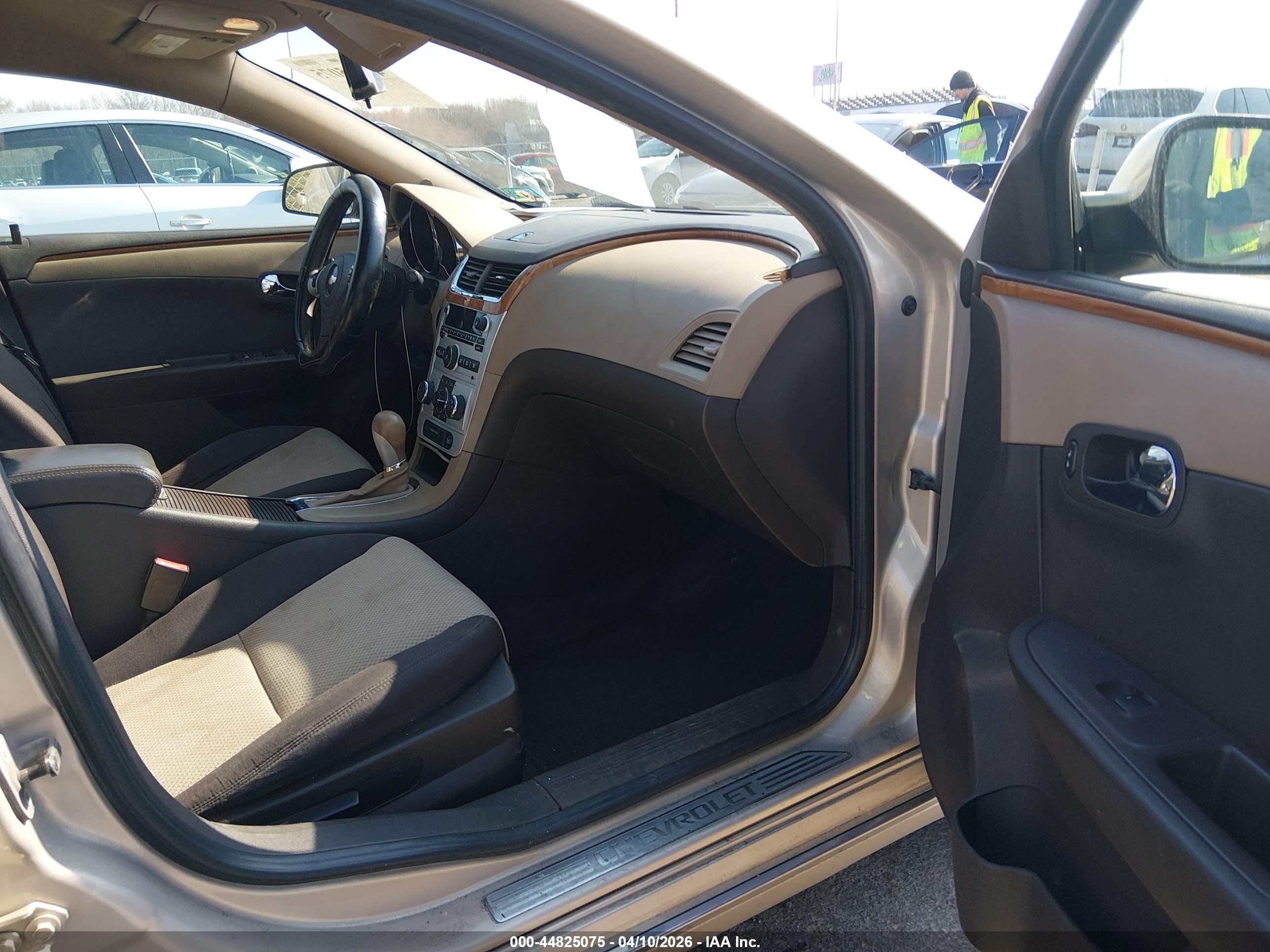 CHEVROLET MALIBU image 5