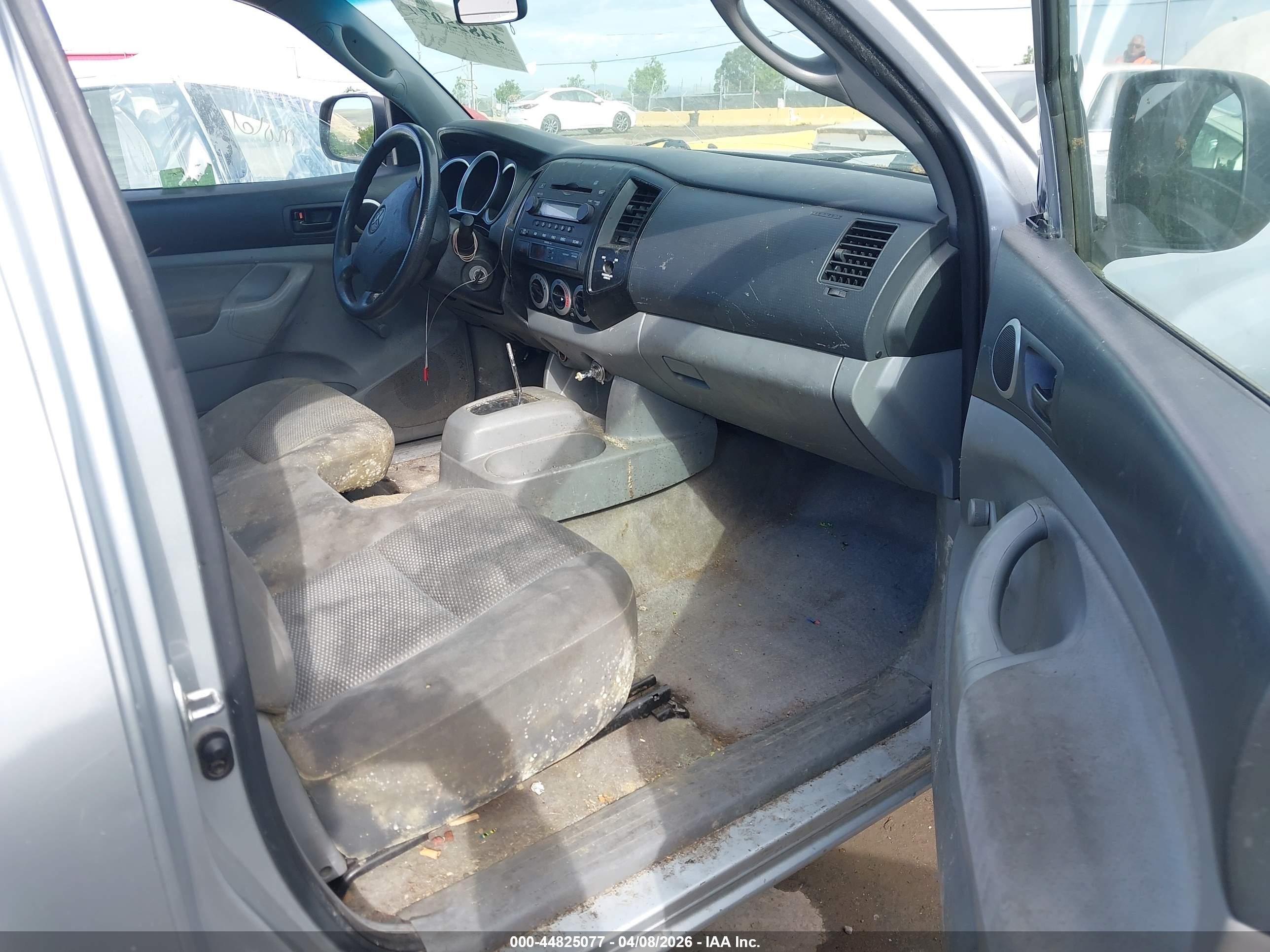 TOYOTA TACOMA image 5