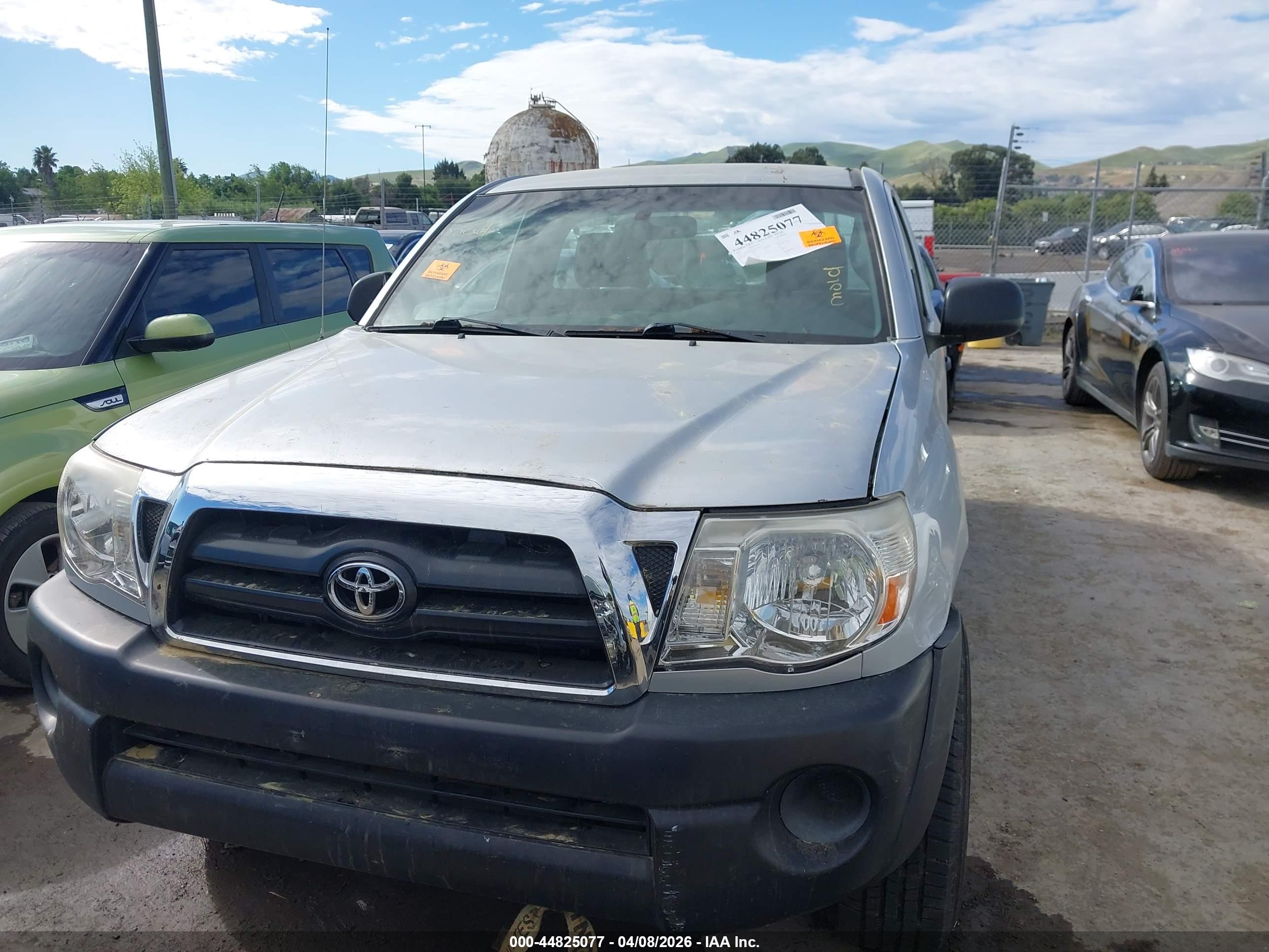 TOYOTA TACOMA image 6