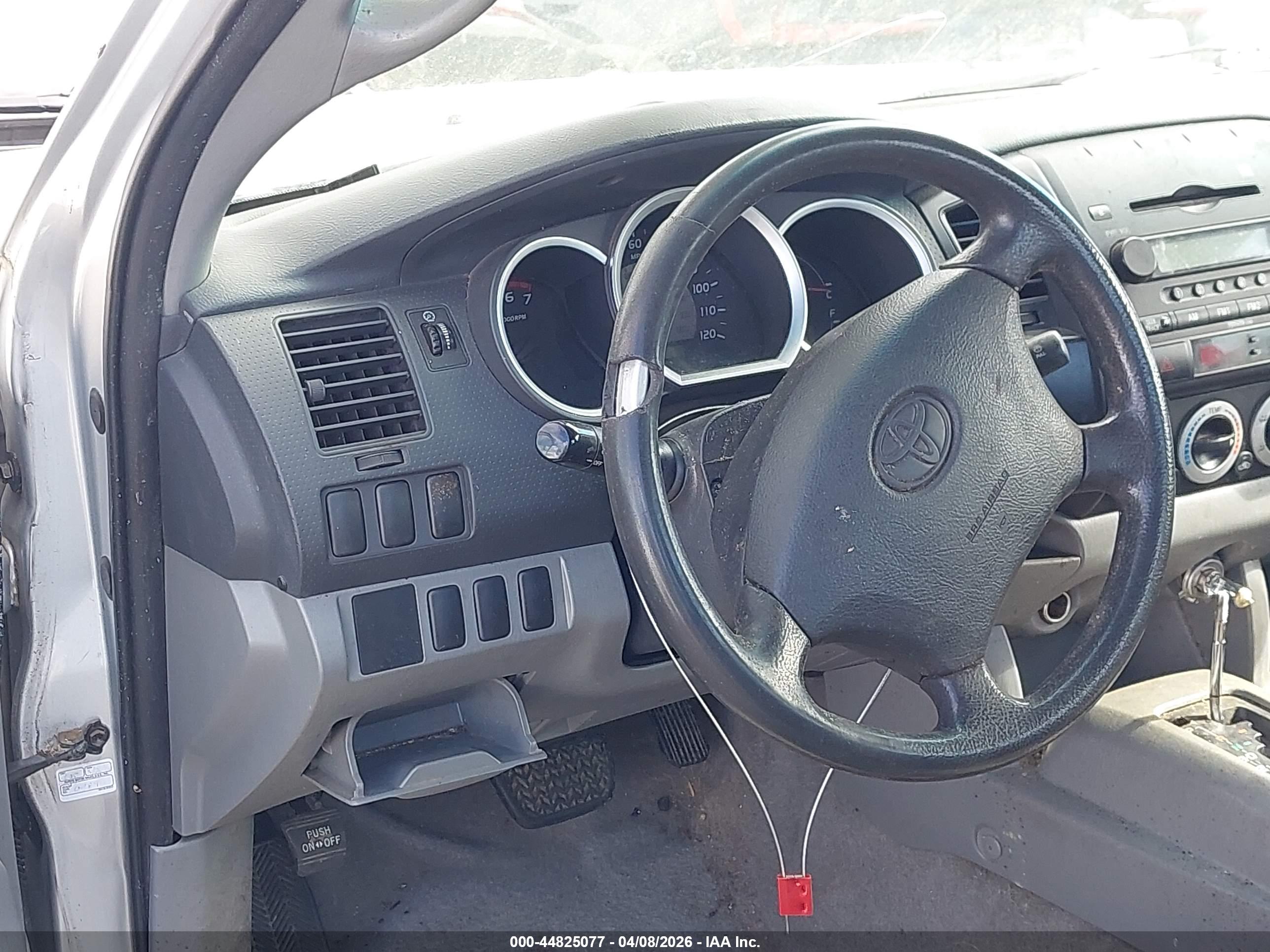 TOYOTA TACOMA image 7