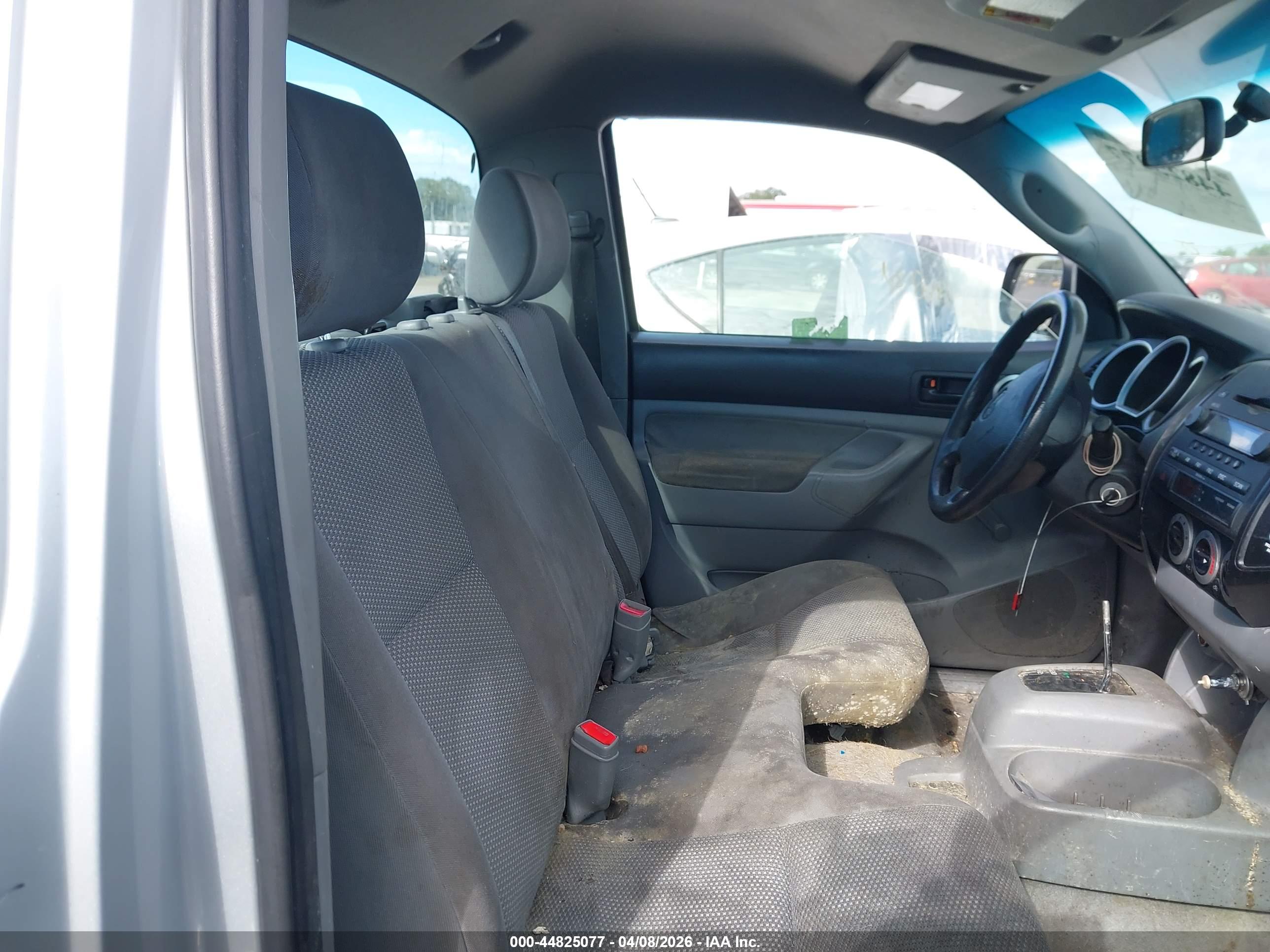 TOYOTA TACOMA image 8