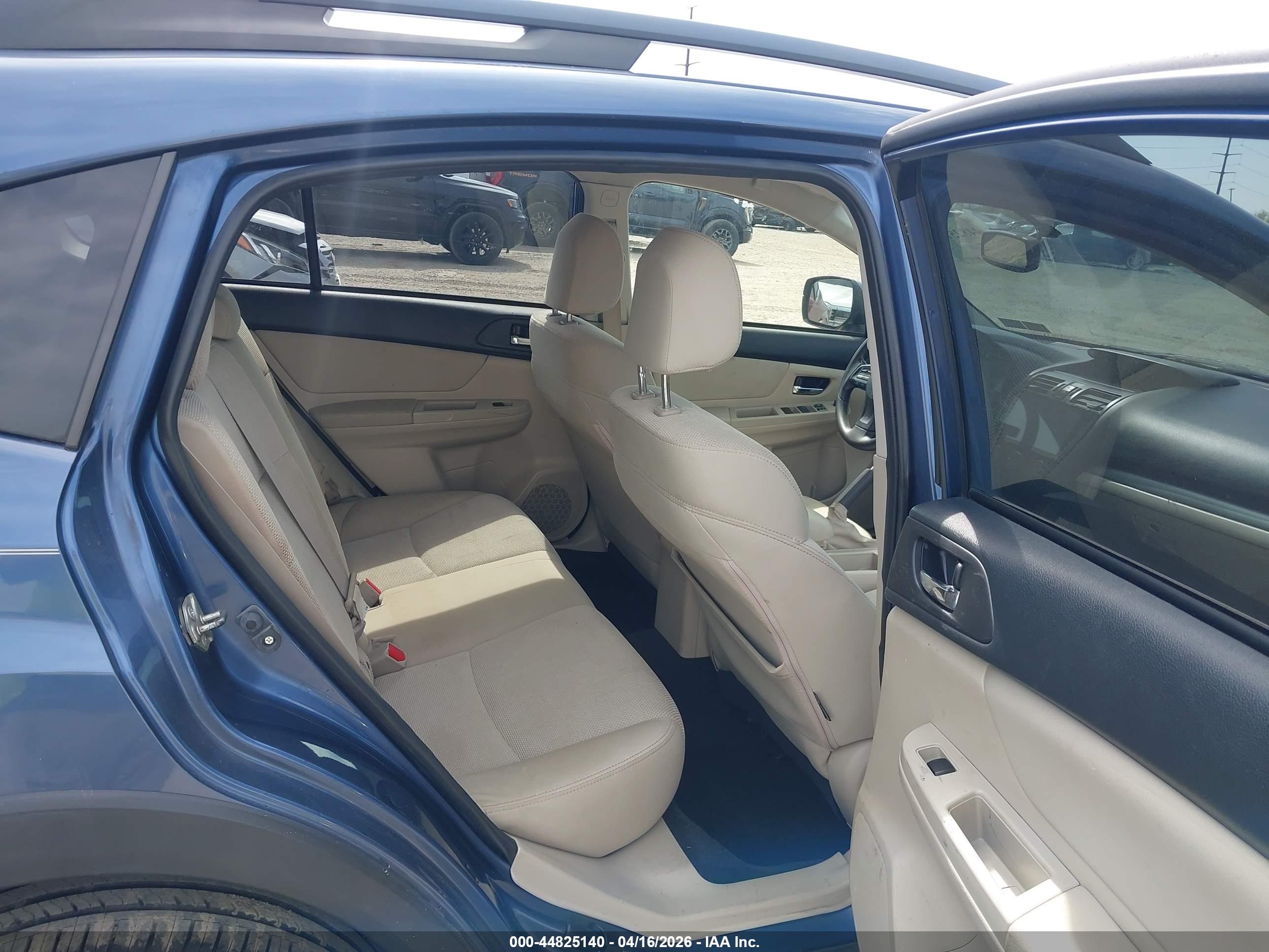 SUBARU XV image 8
