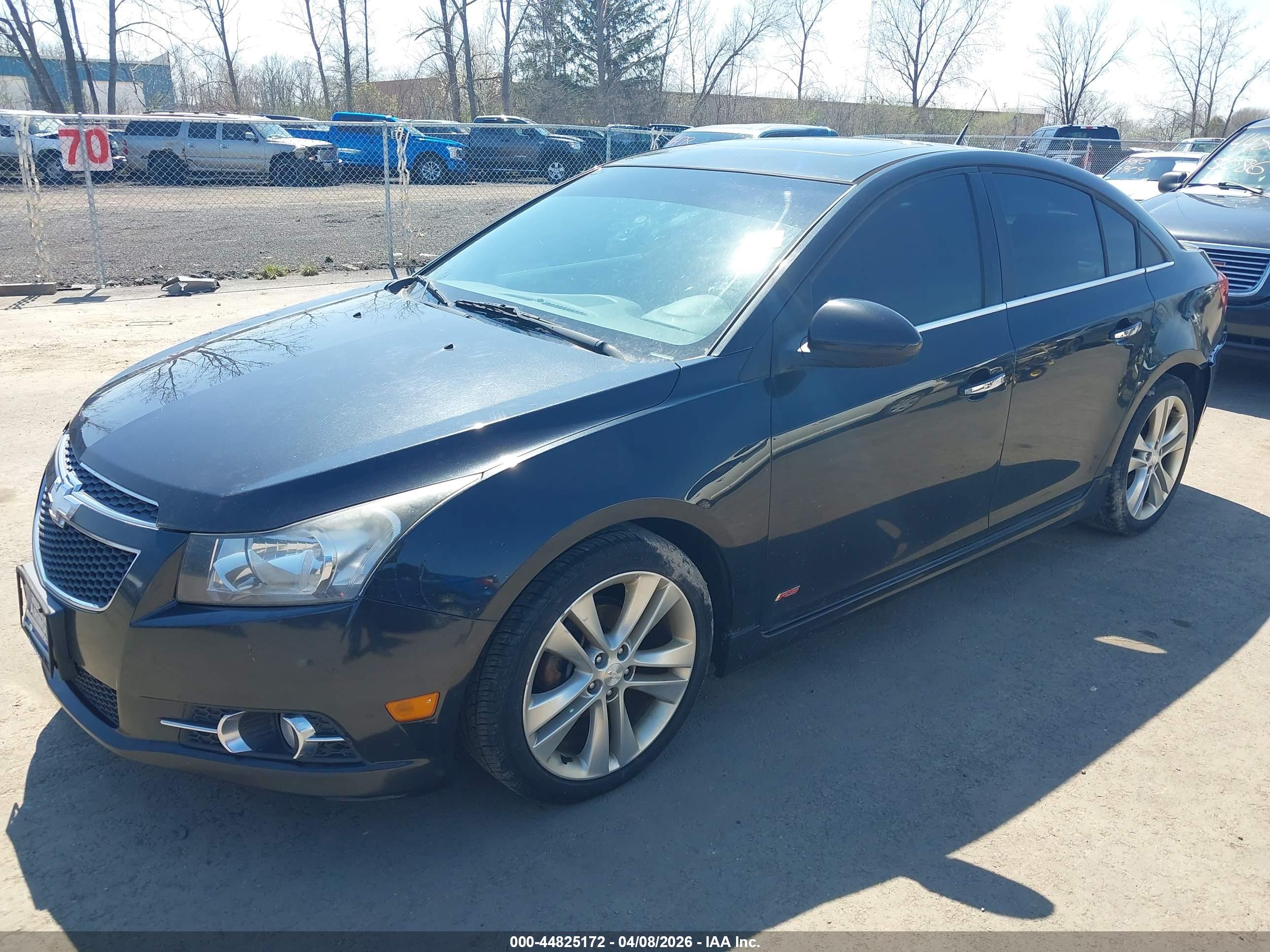 CHEVROLET CRUZE image 2