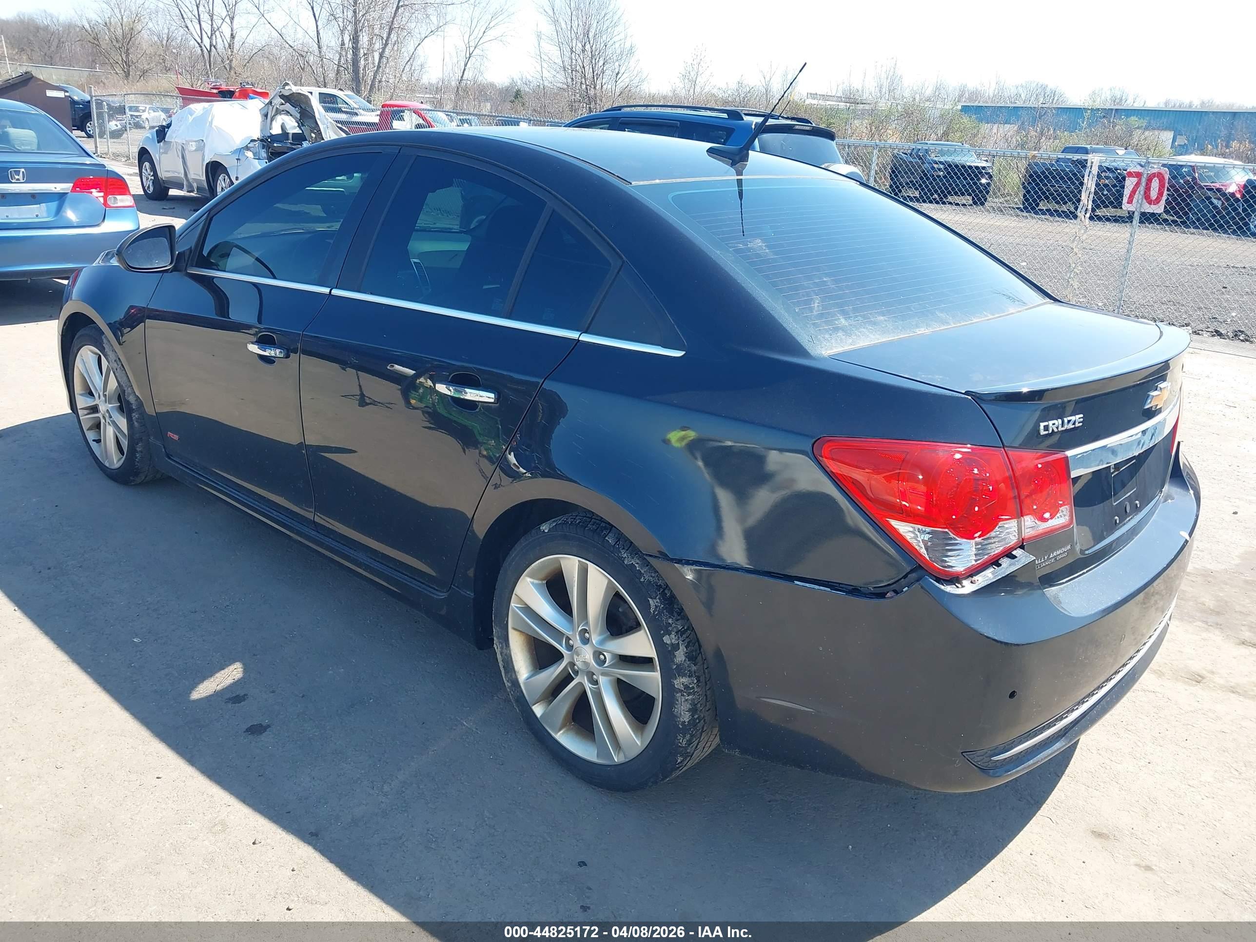 CHEVROLET CRUZE image 3