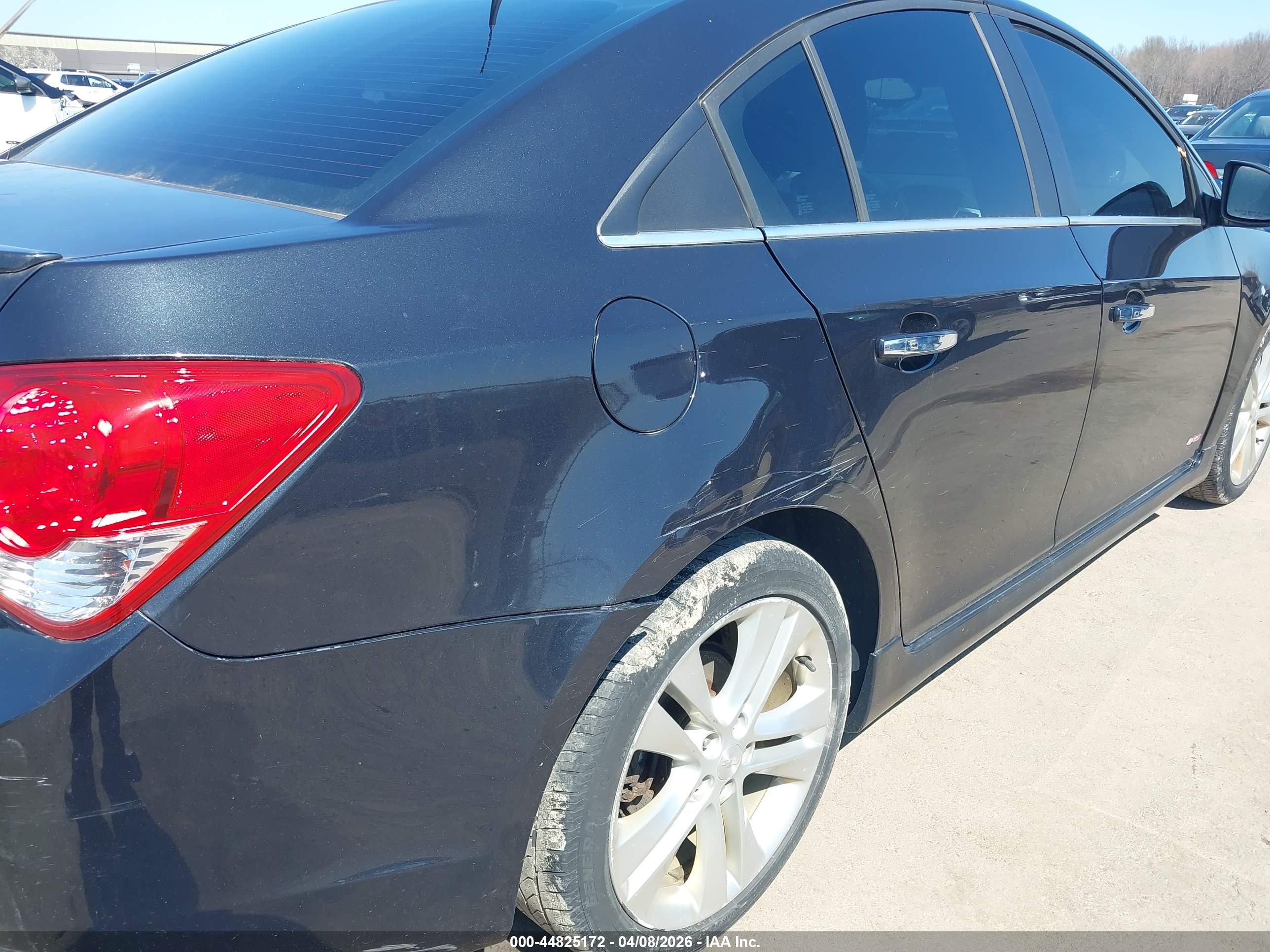 CHEVROLET CRUZE image 6