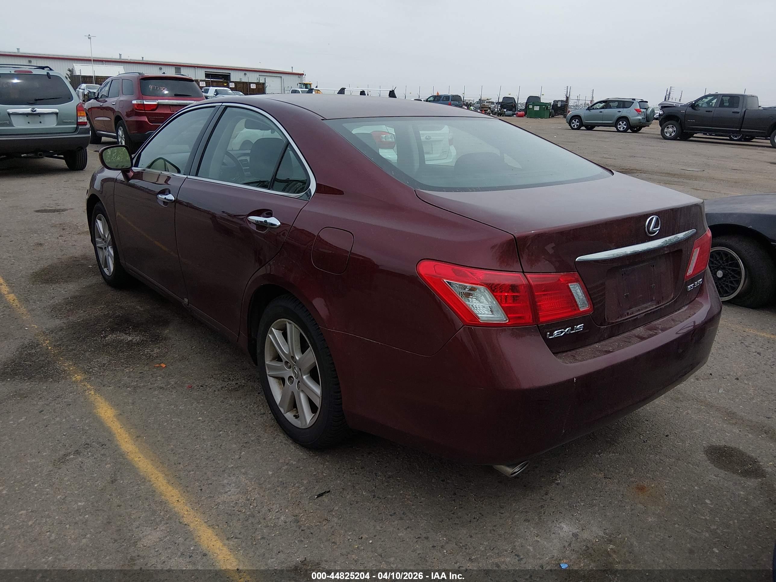 LEXUS ES image 3