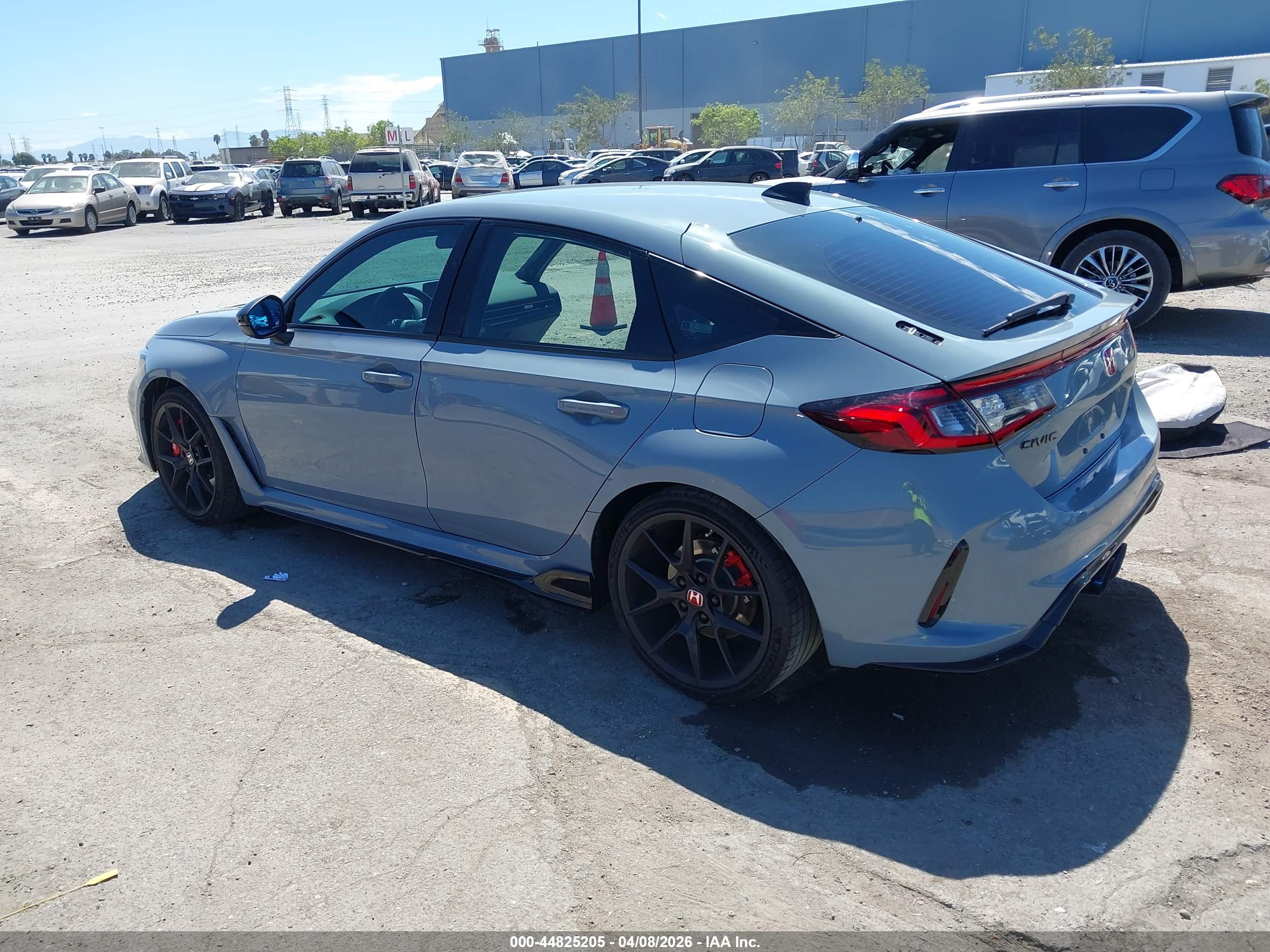 HONDA CIVIC image 3