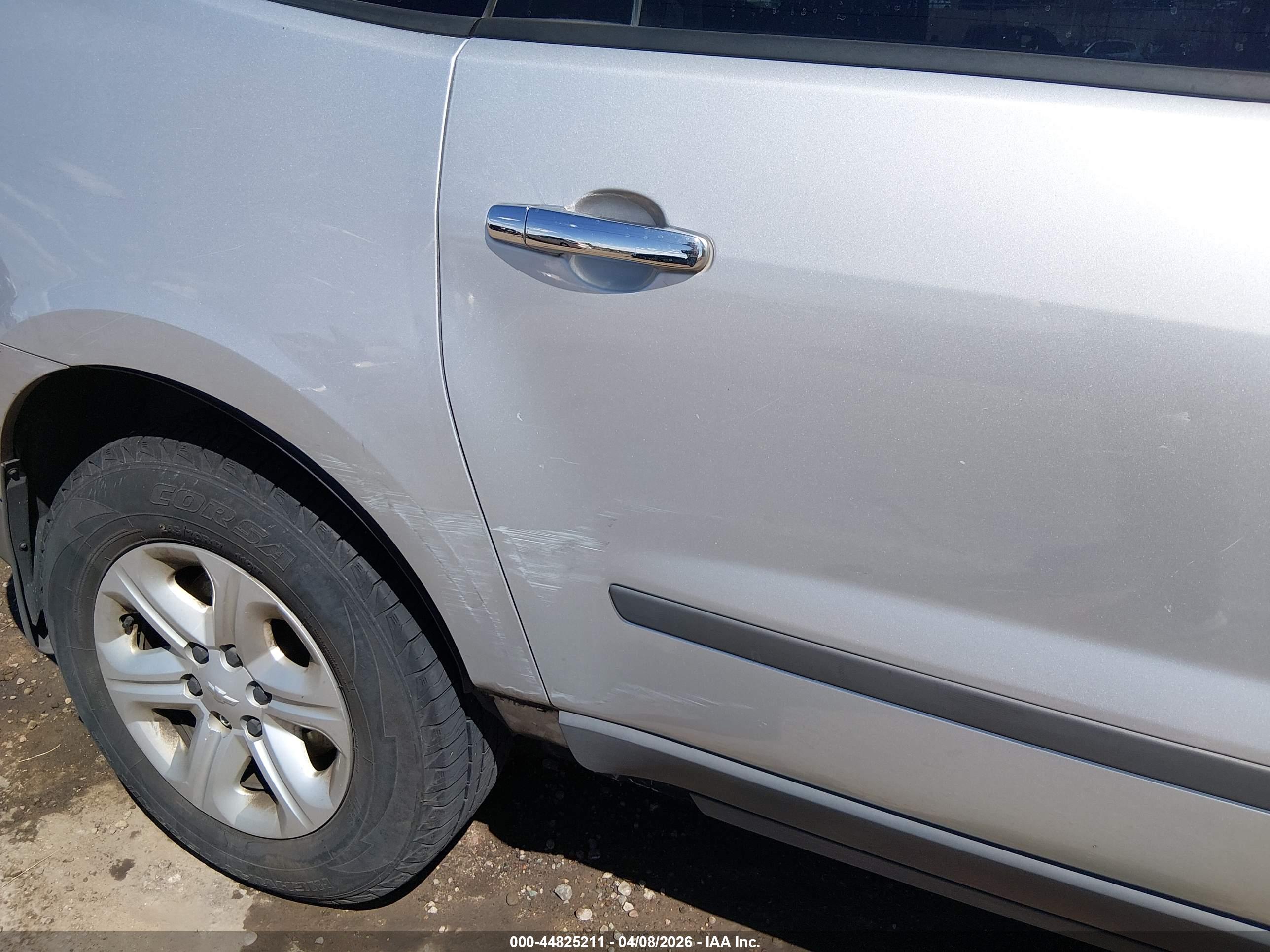 CHEVROLET TRAVERSE image 6