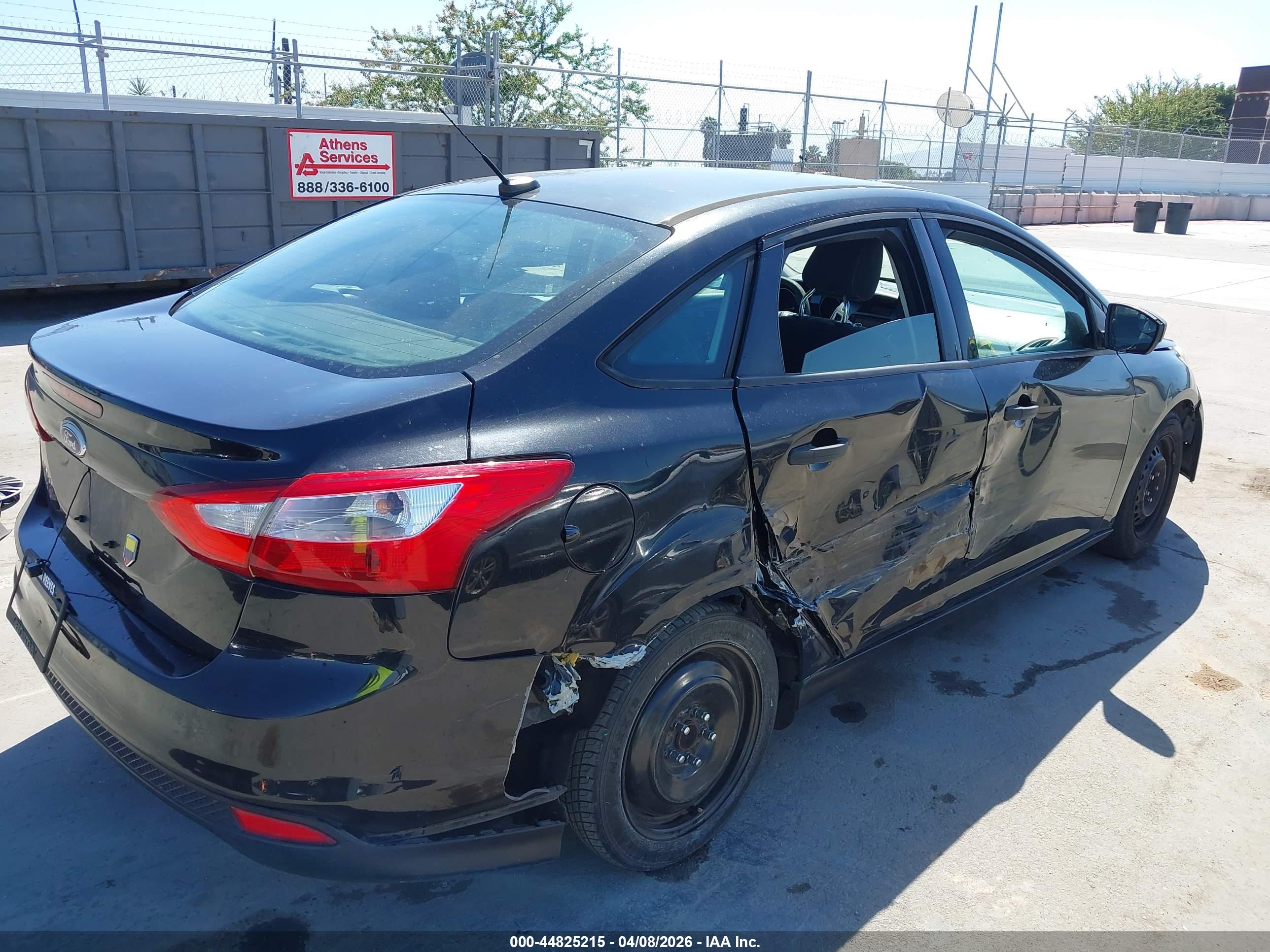 FORD FOCUS image 6