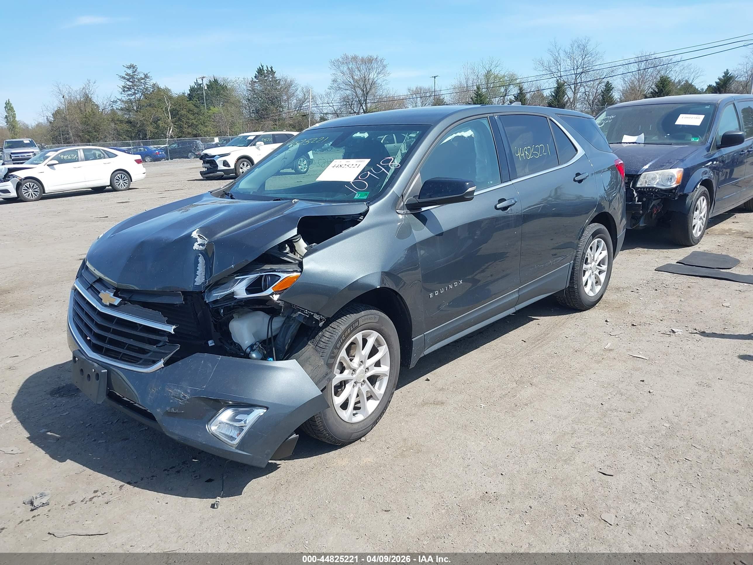 CHEVROLET EQUINOX image 2