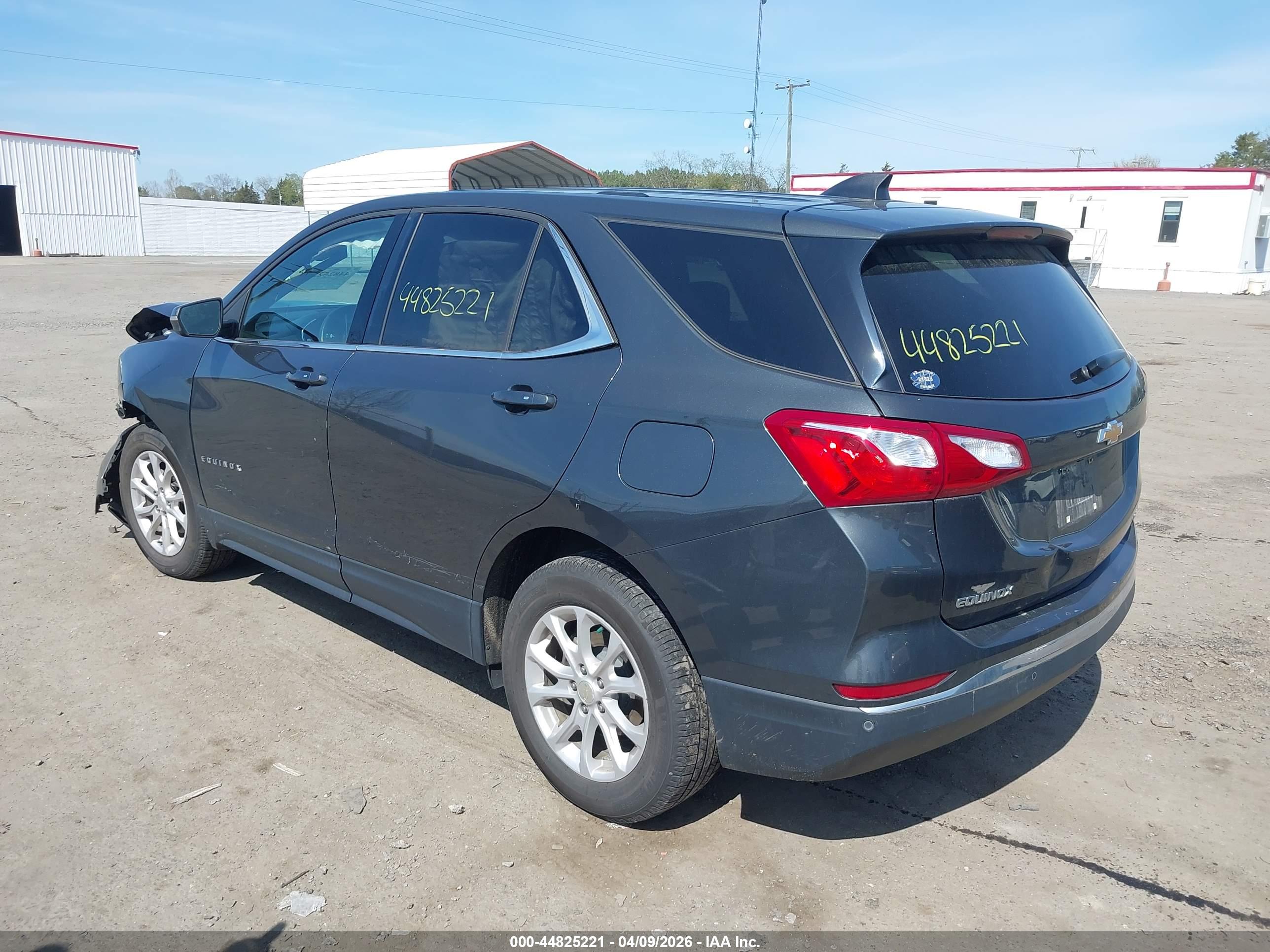 CHEVROLET EQUINOX image 3