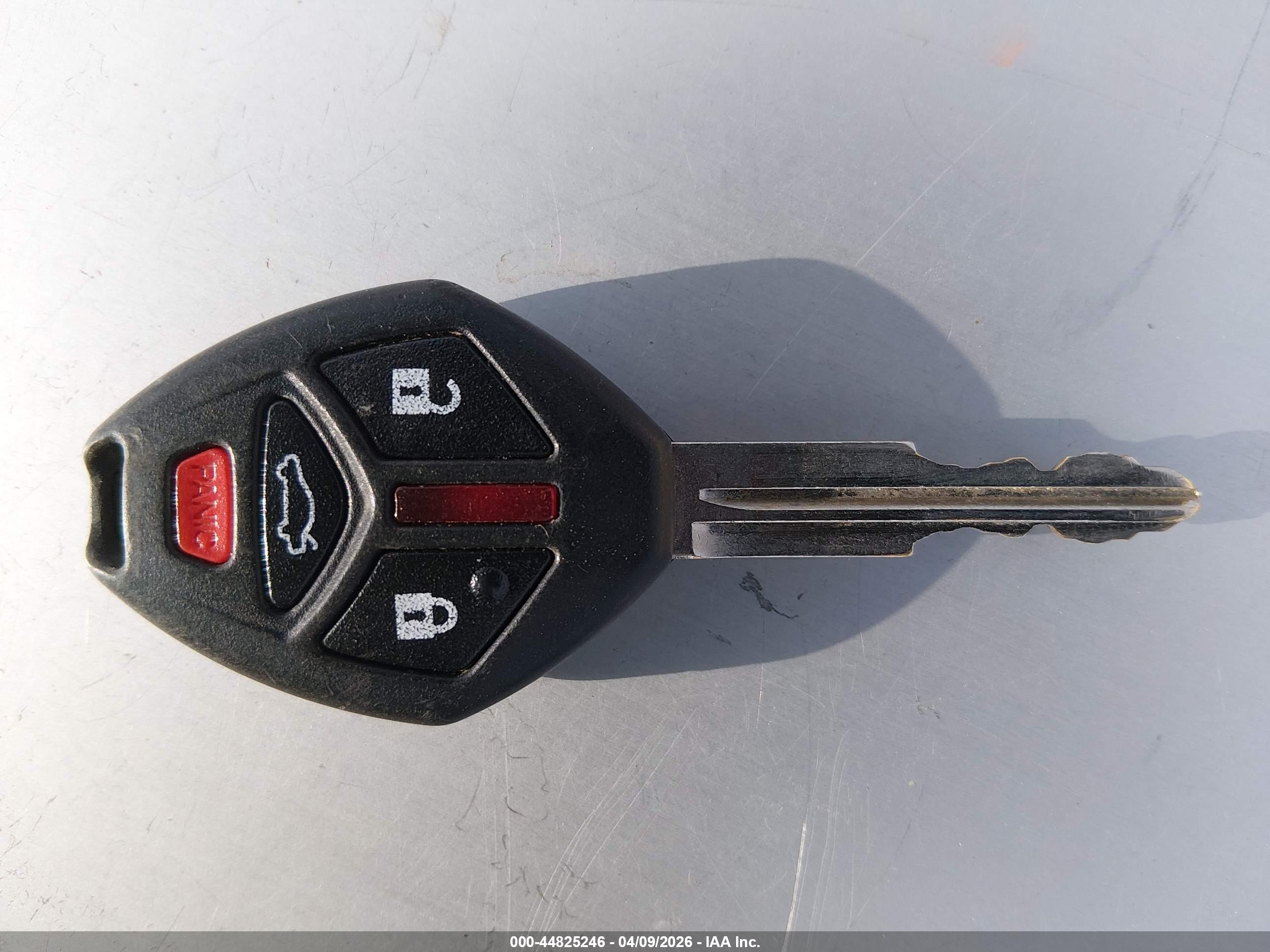 MITSUBISHI LANCER image 11