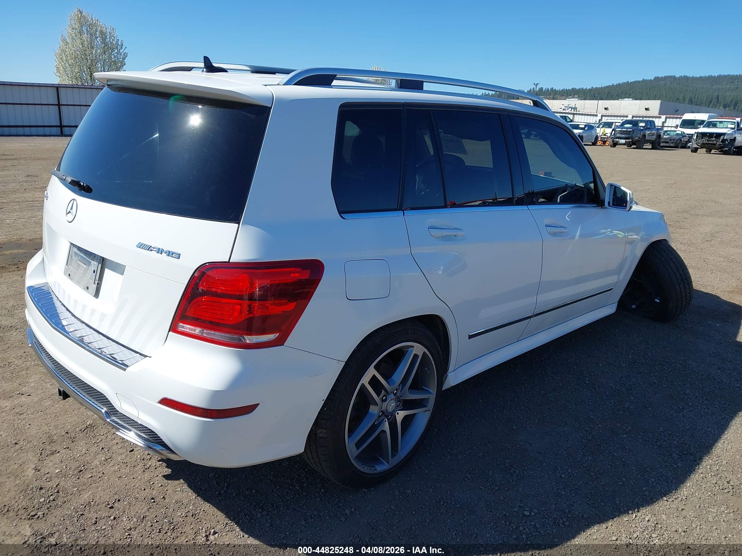 MERCEDES-BENZ GLK image 4