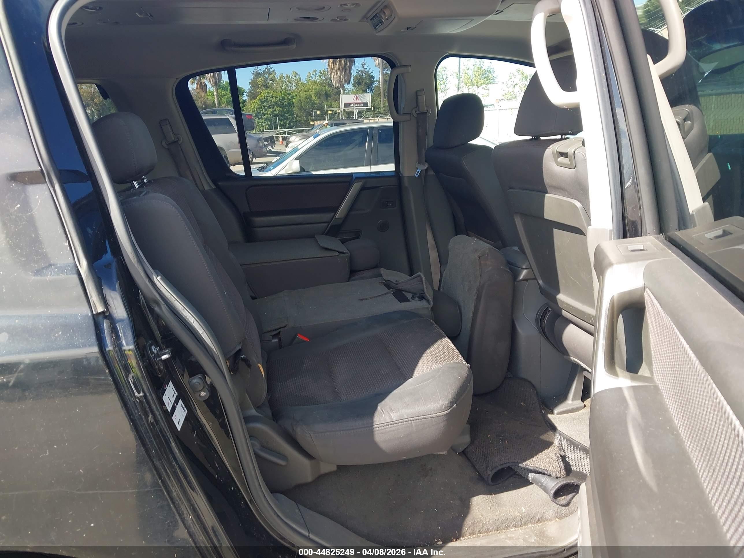NISSAN ARMADA image 8