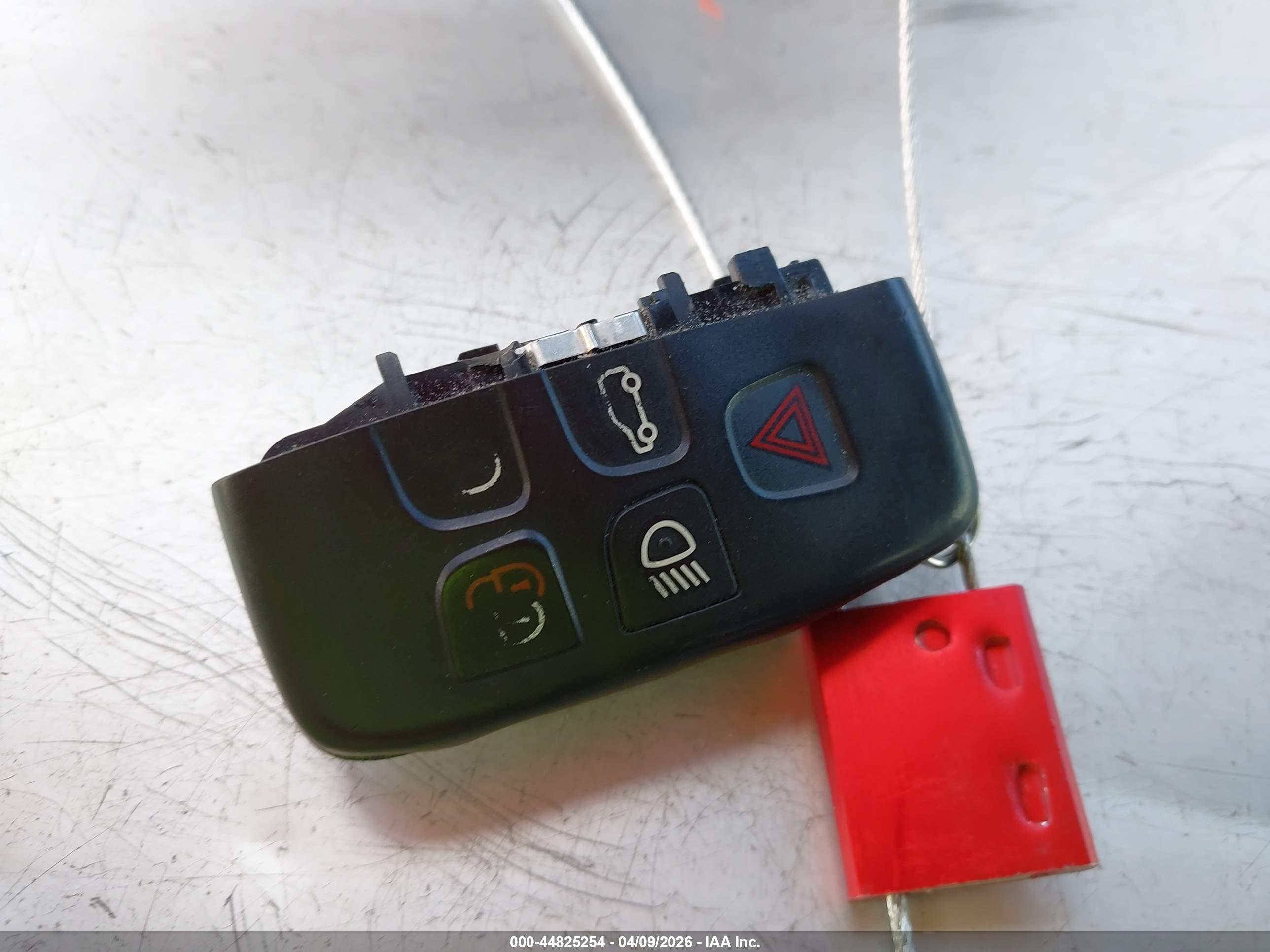 LAND ROVER image 11