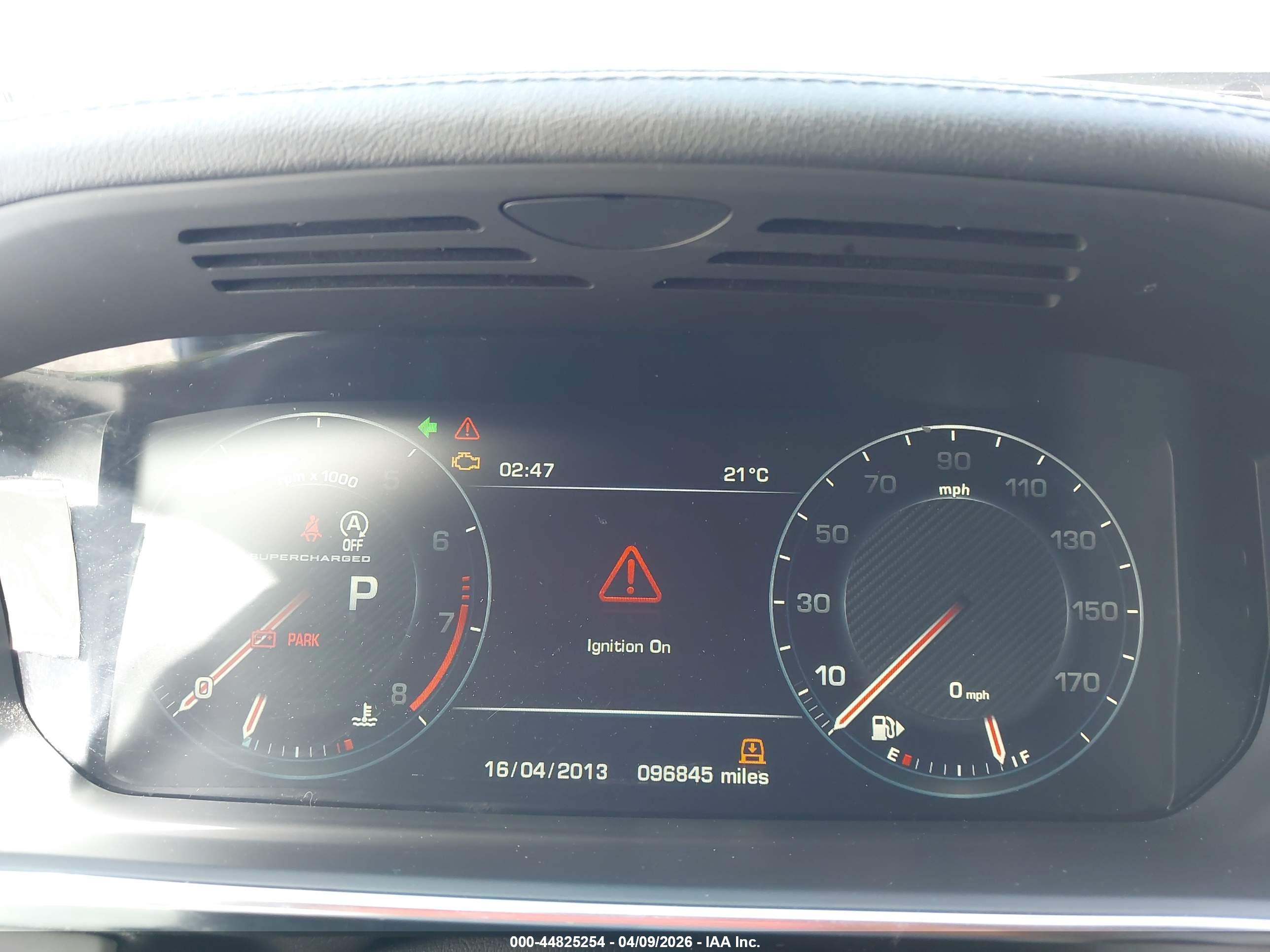 LAND ROVER image 7