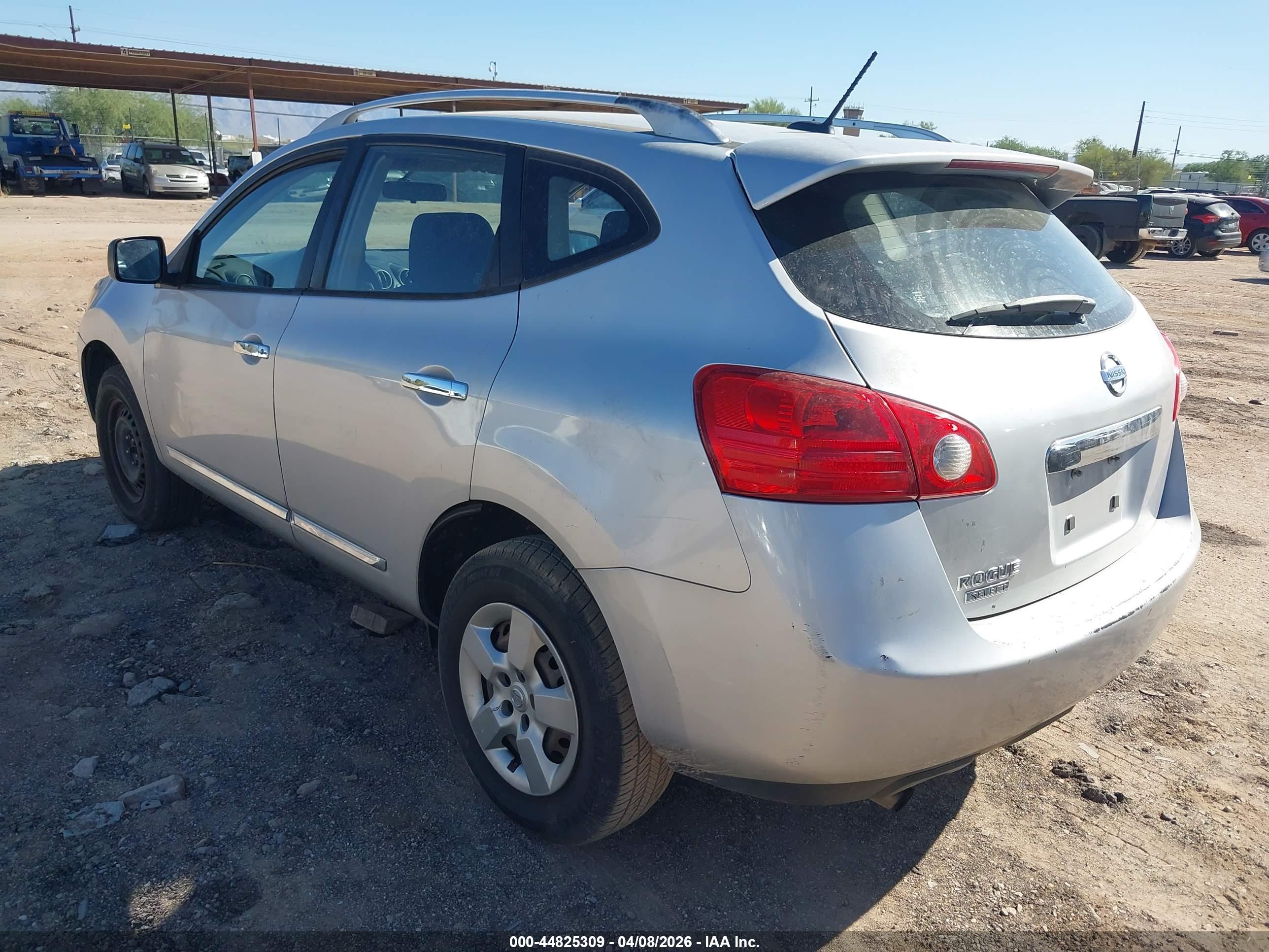 NISSAN ROGUE image 3