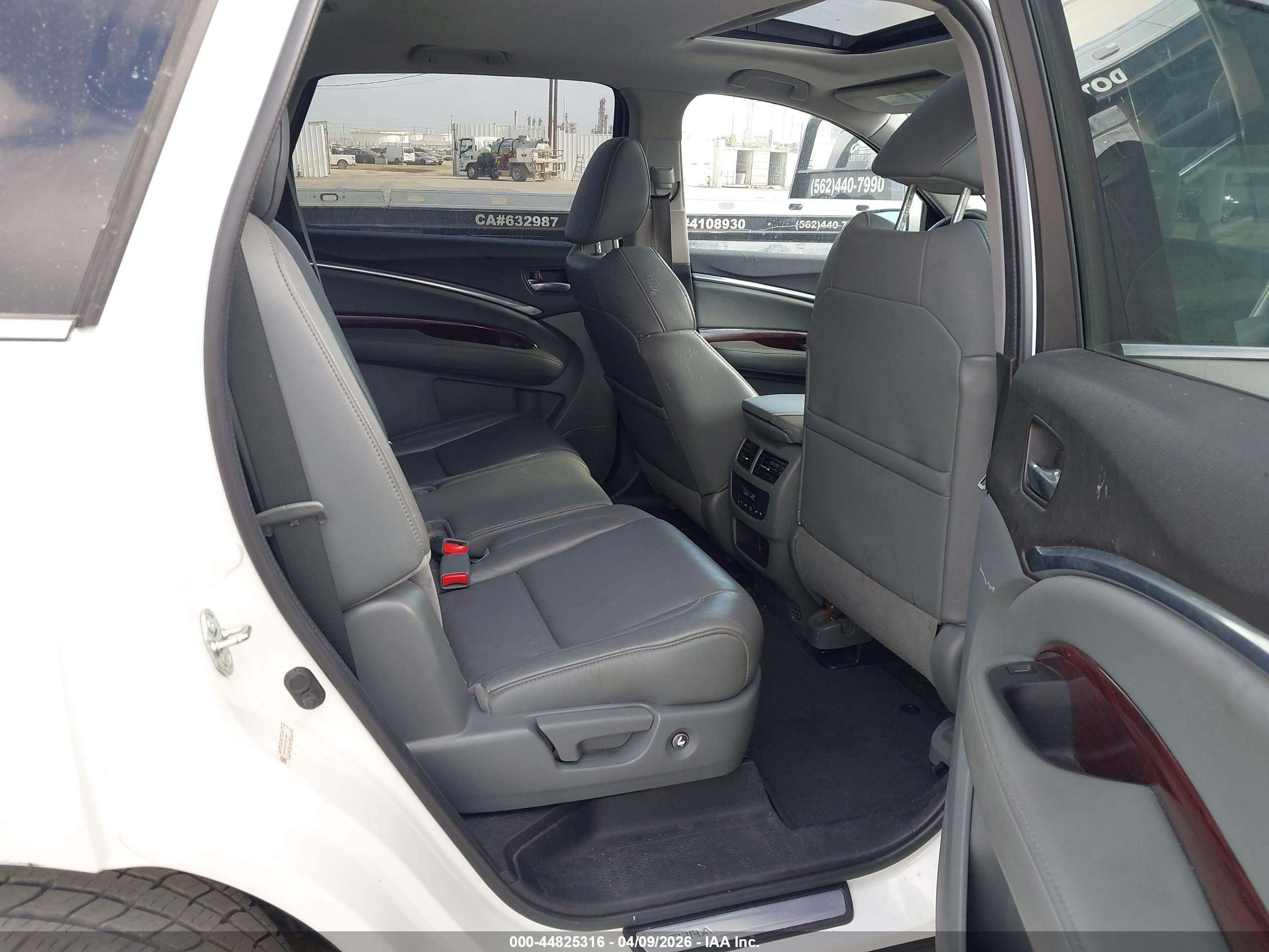 ACURA MDX image 8
