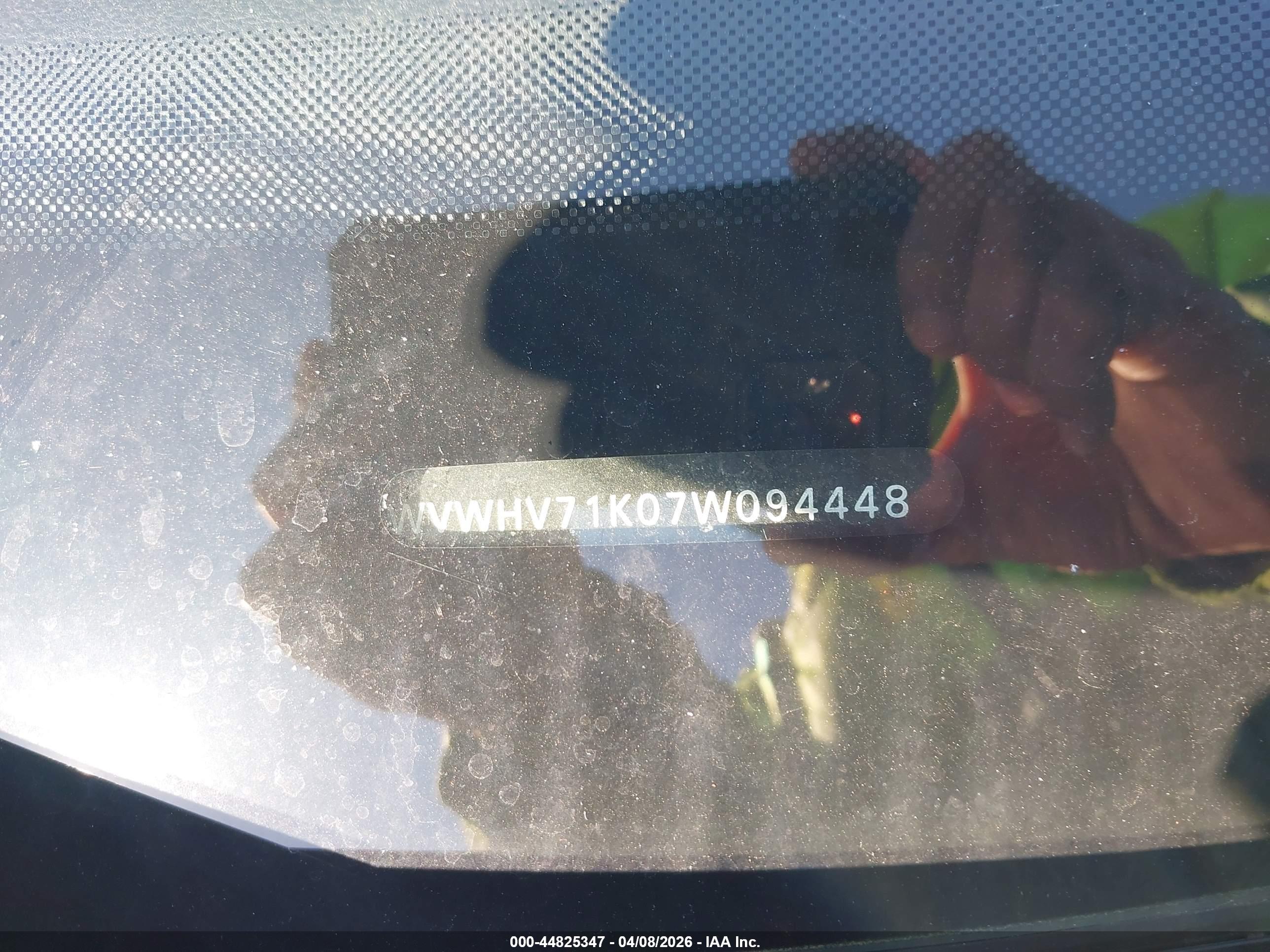 VOLKSWAGEN GTI image 9