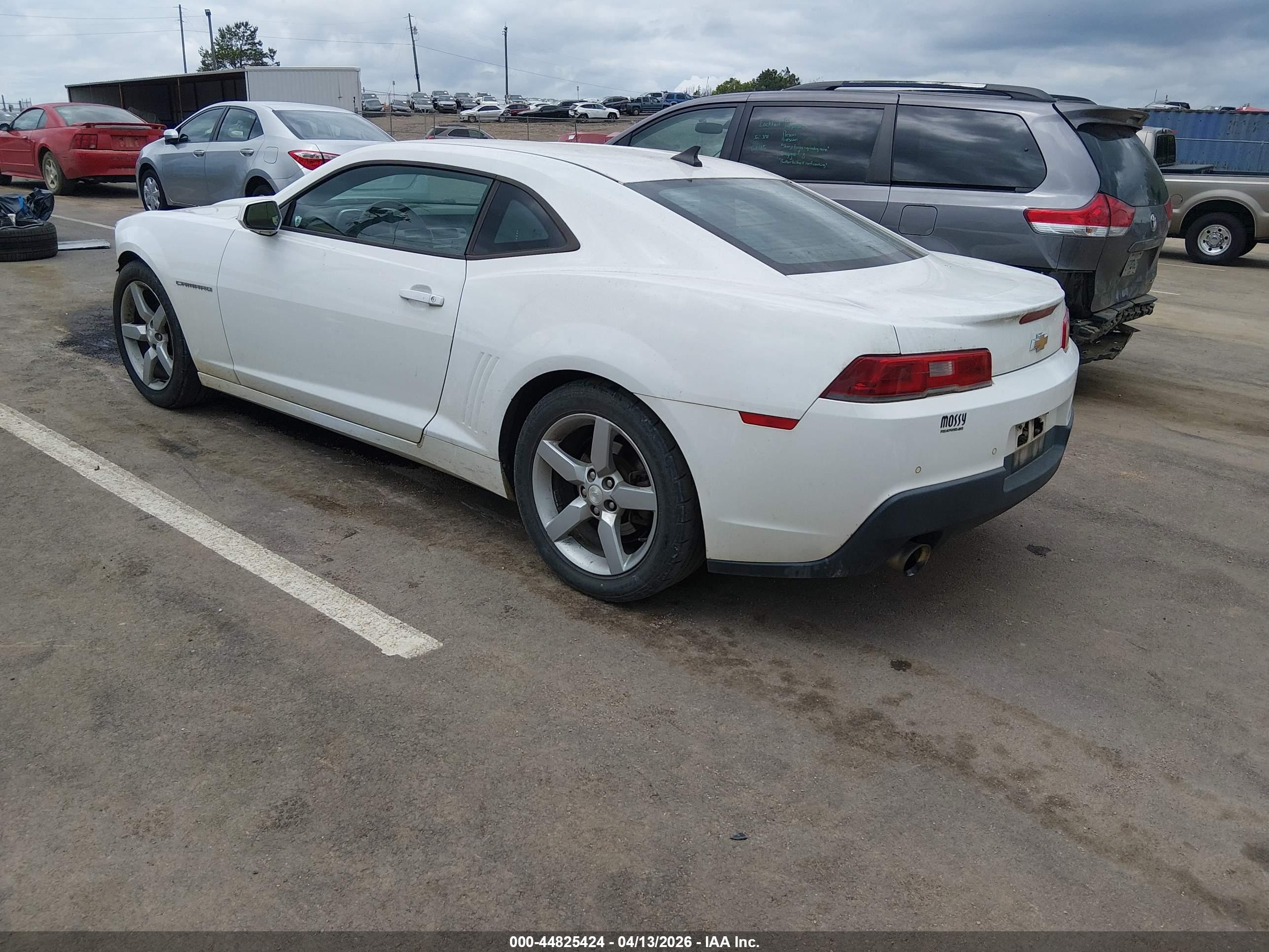 CHEVROLET CAMARO image 3