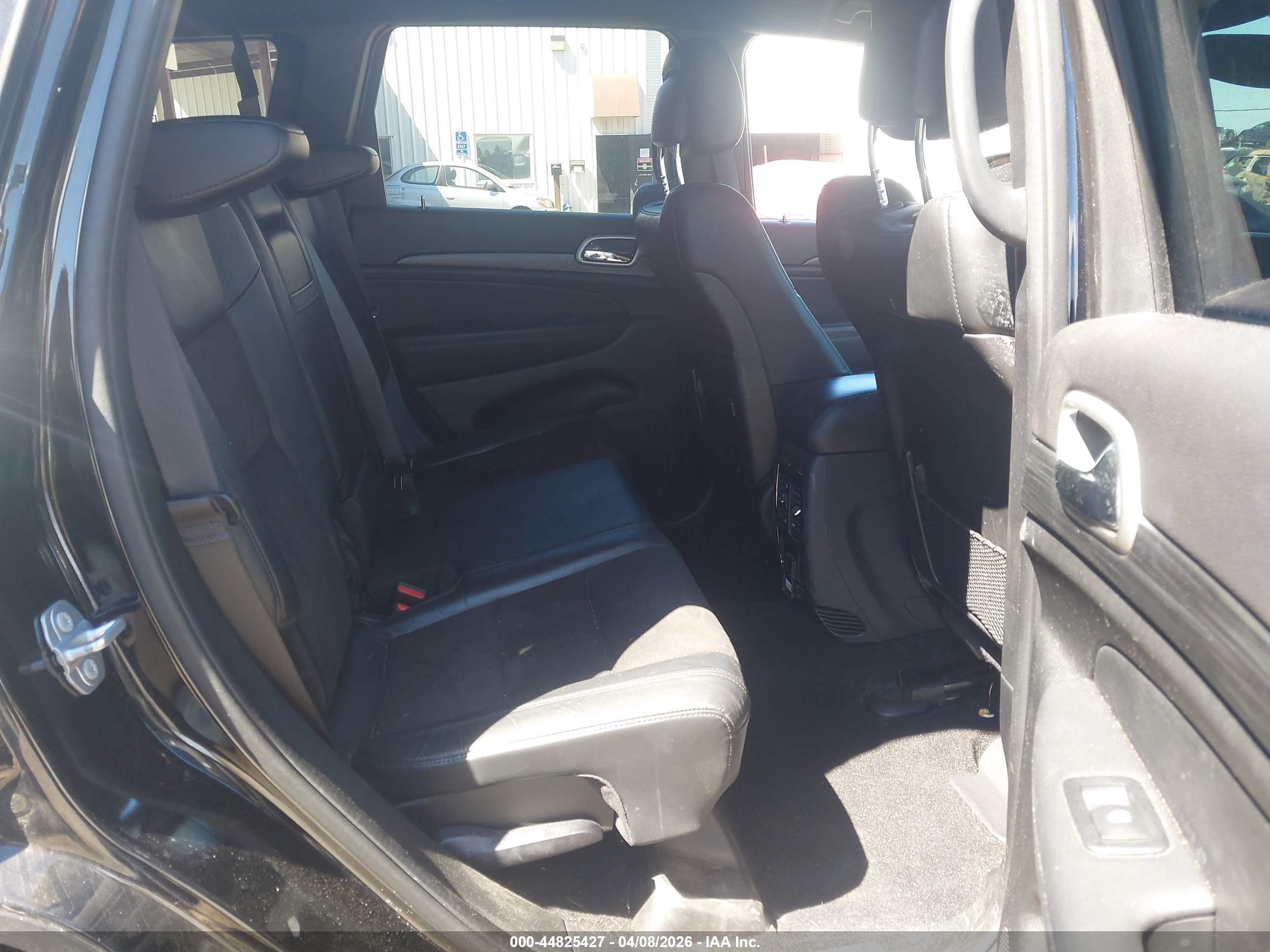 JEEP GRAND image 8