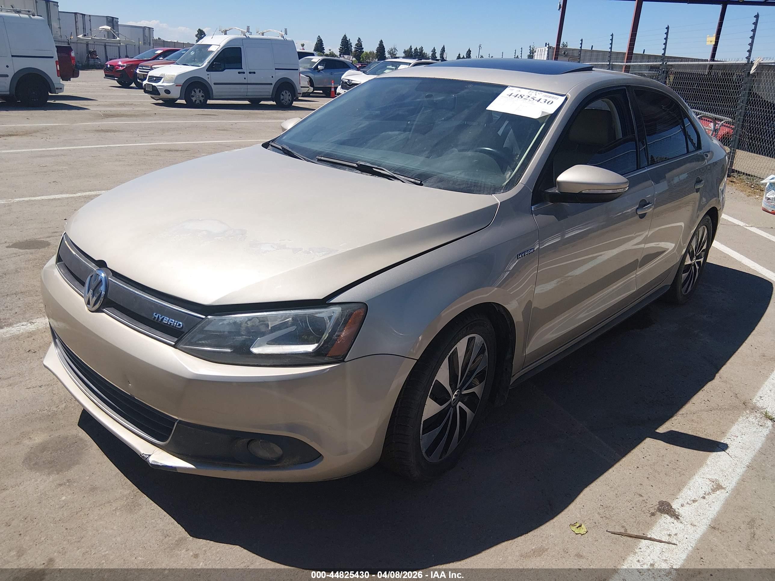 VOLKSWAGEN JETTA image 2
