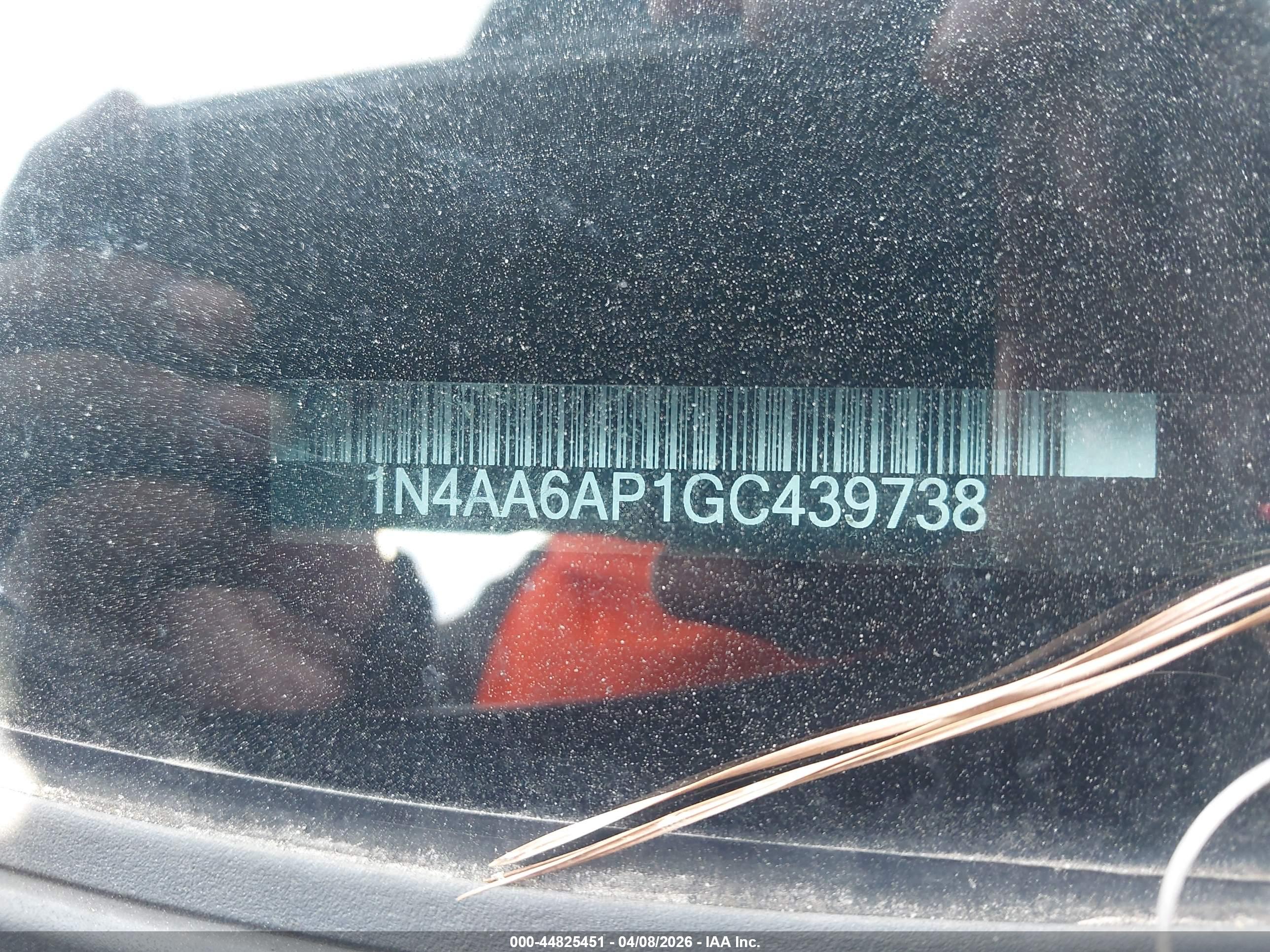 NISSAN MAXIMA image 9
