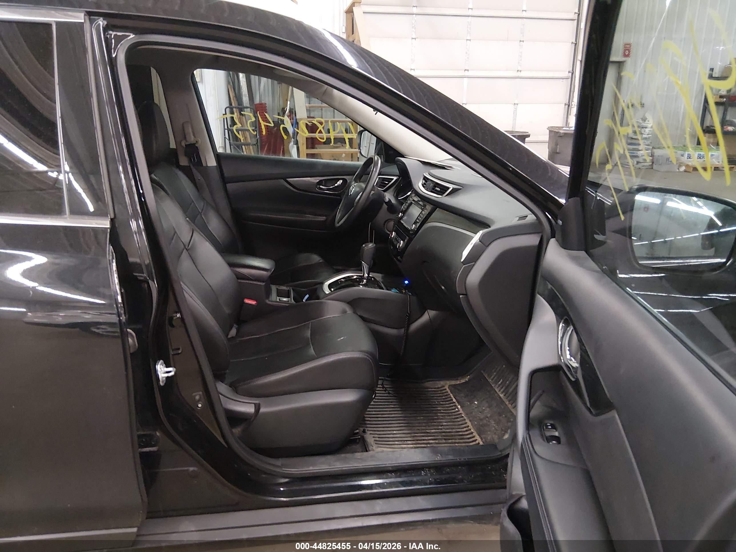 NISSAN ROGUE image 5