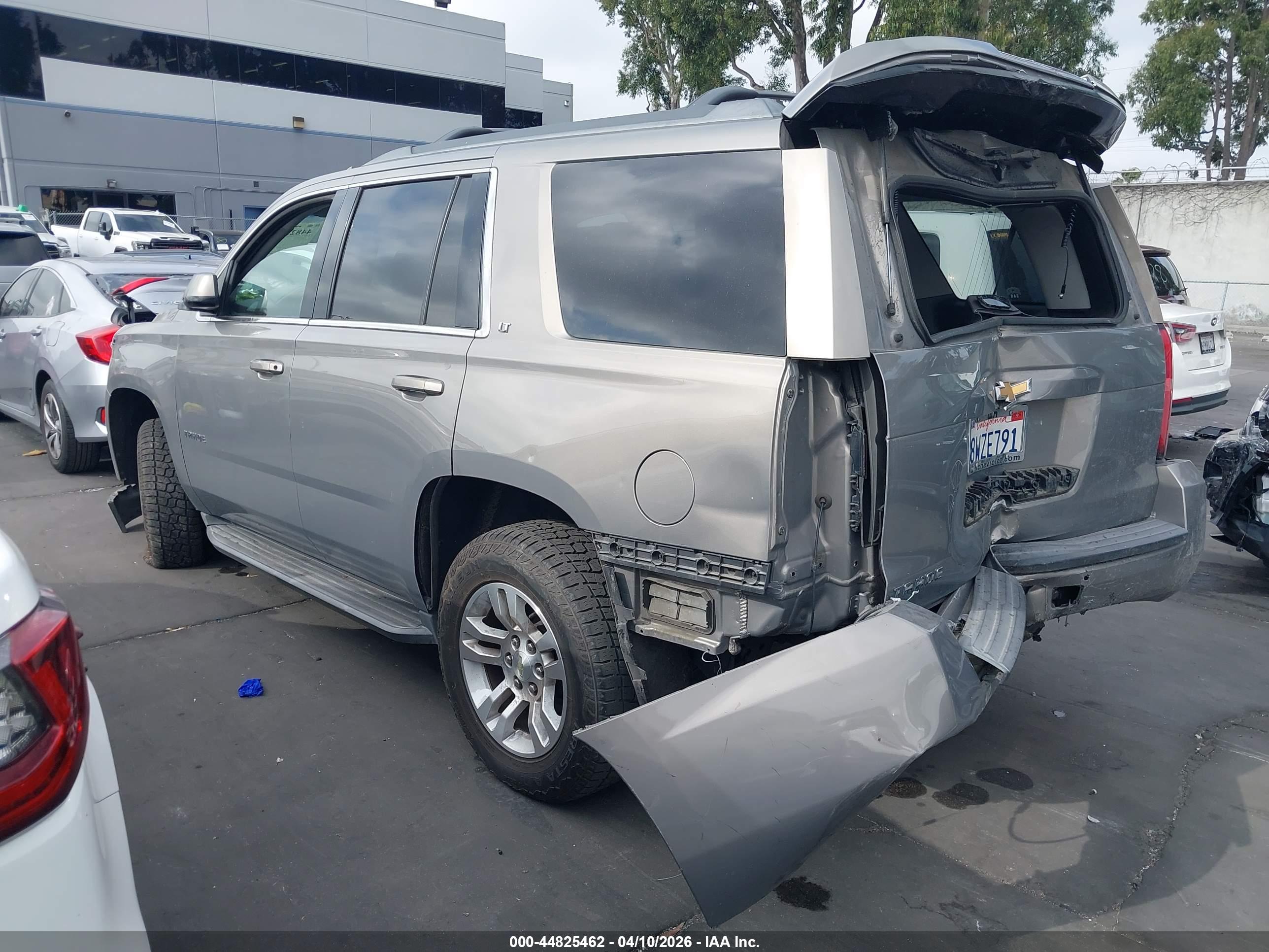 CHEVROLET TAHOE image 3