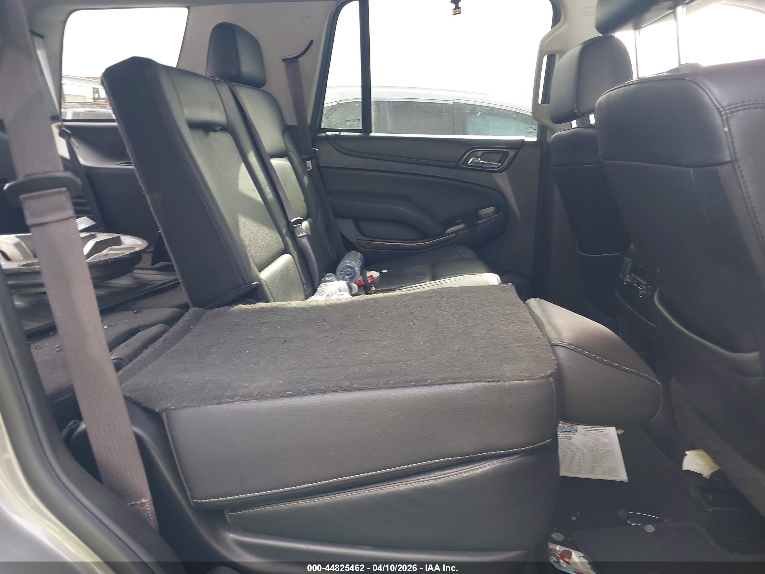 CHEVROLET TAHOE image 8