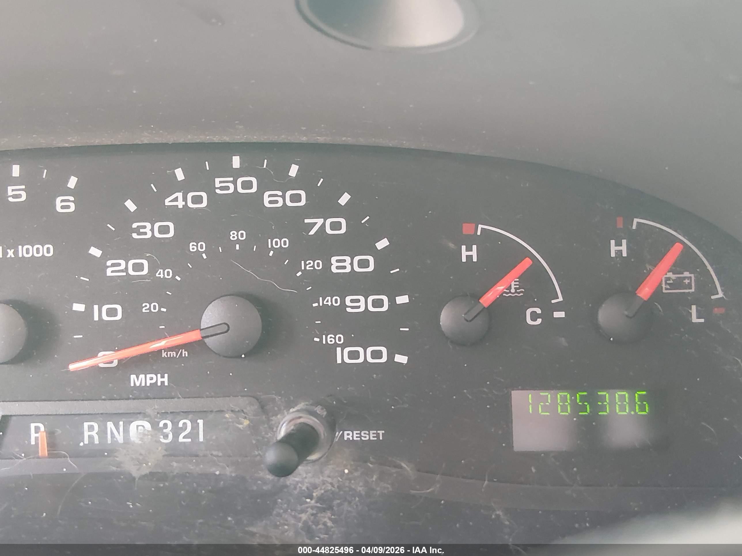 FORD E-450 image 6