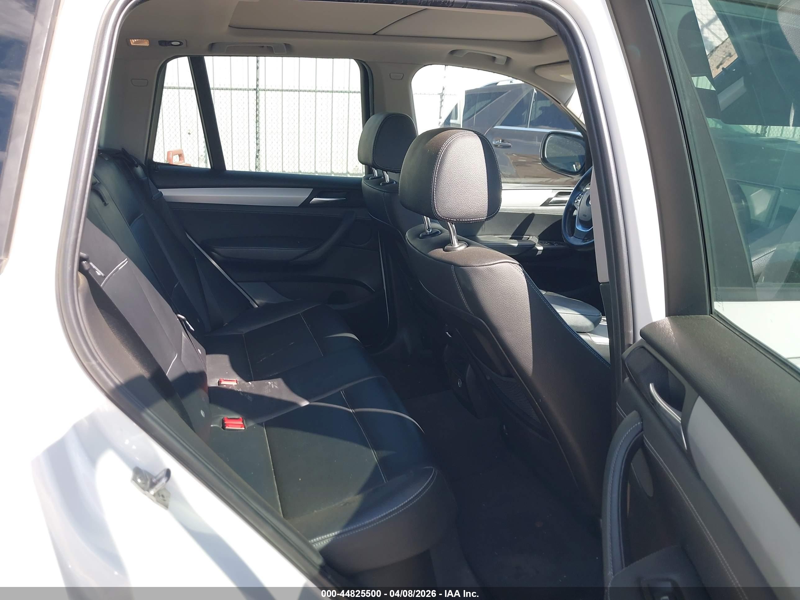 BMW X3 image 8