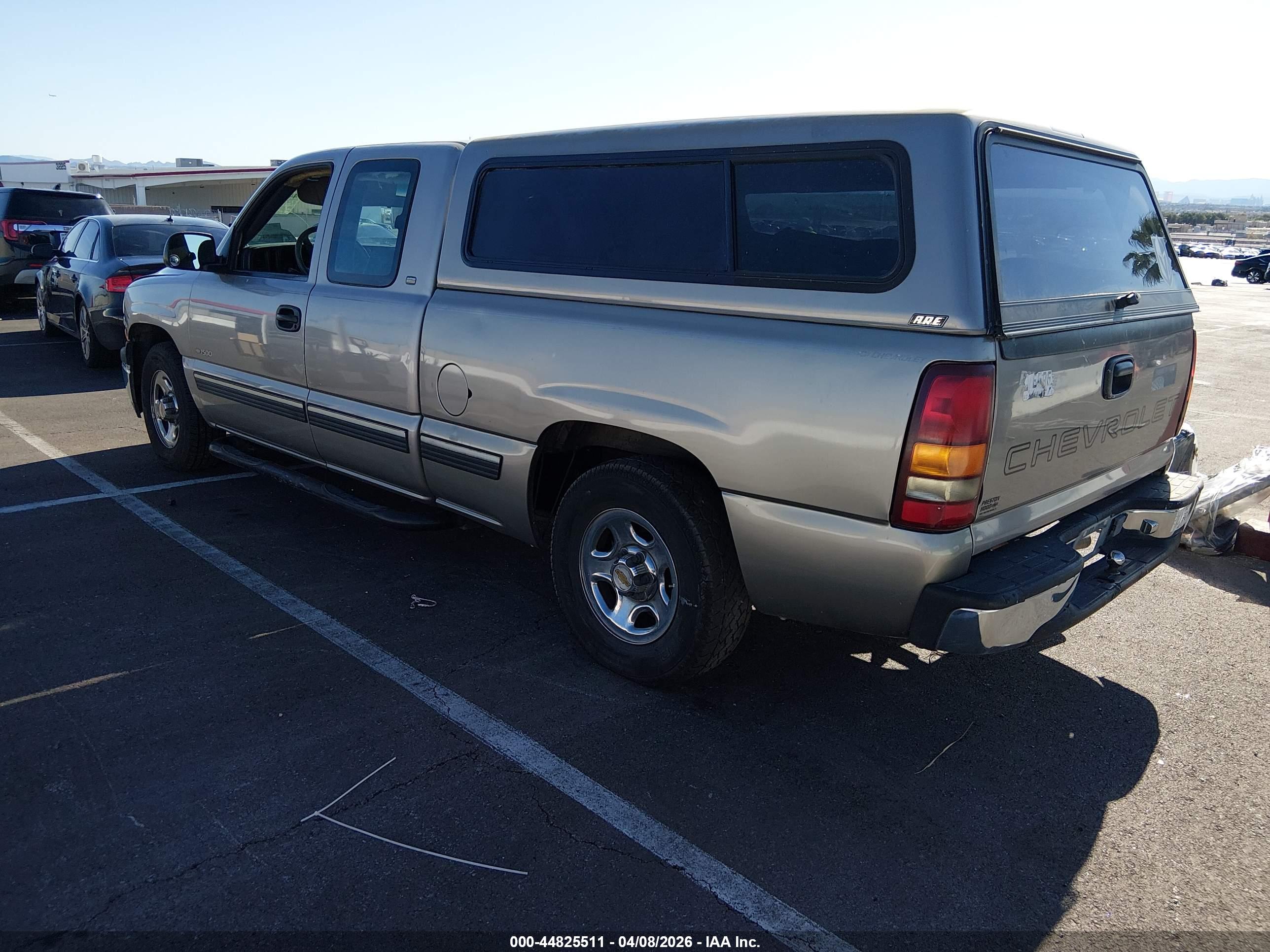 CHEVROLET SILVERADO image 3