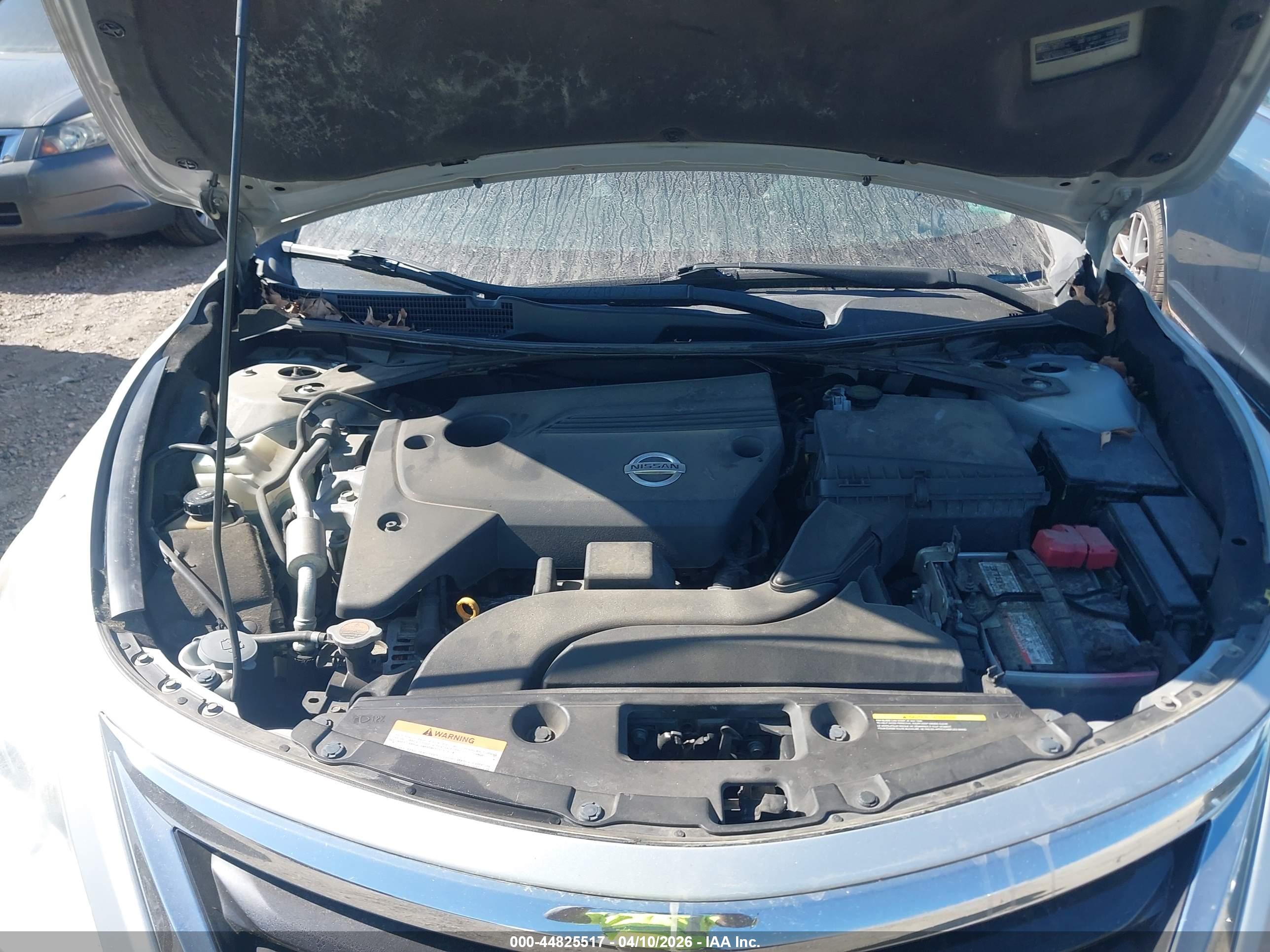 NISSAN ALTIMA image 10