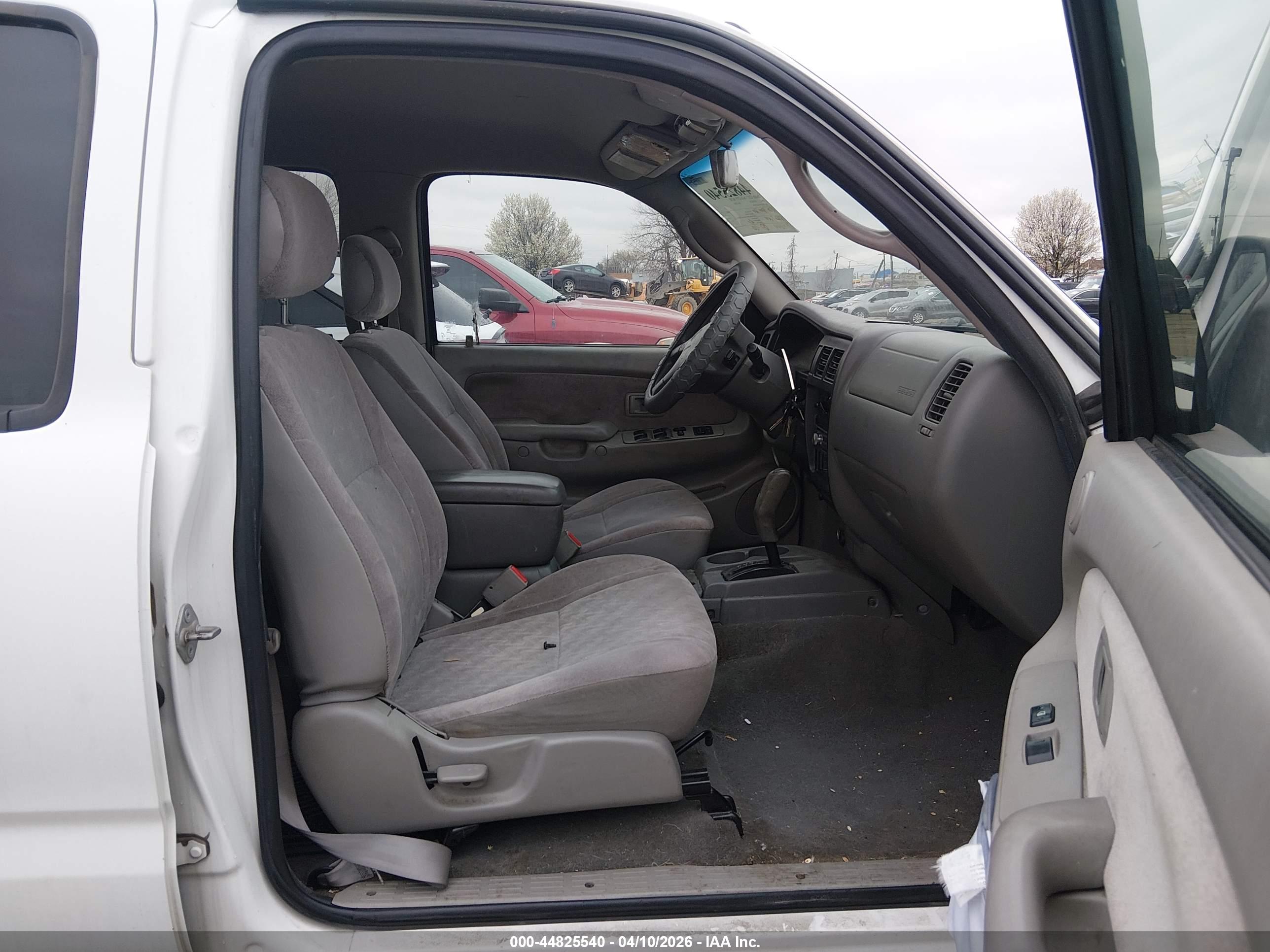 TOYOTA TACOMA image 5