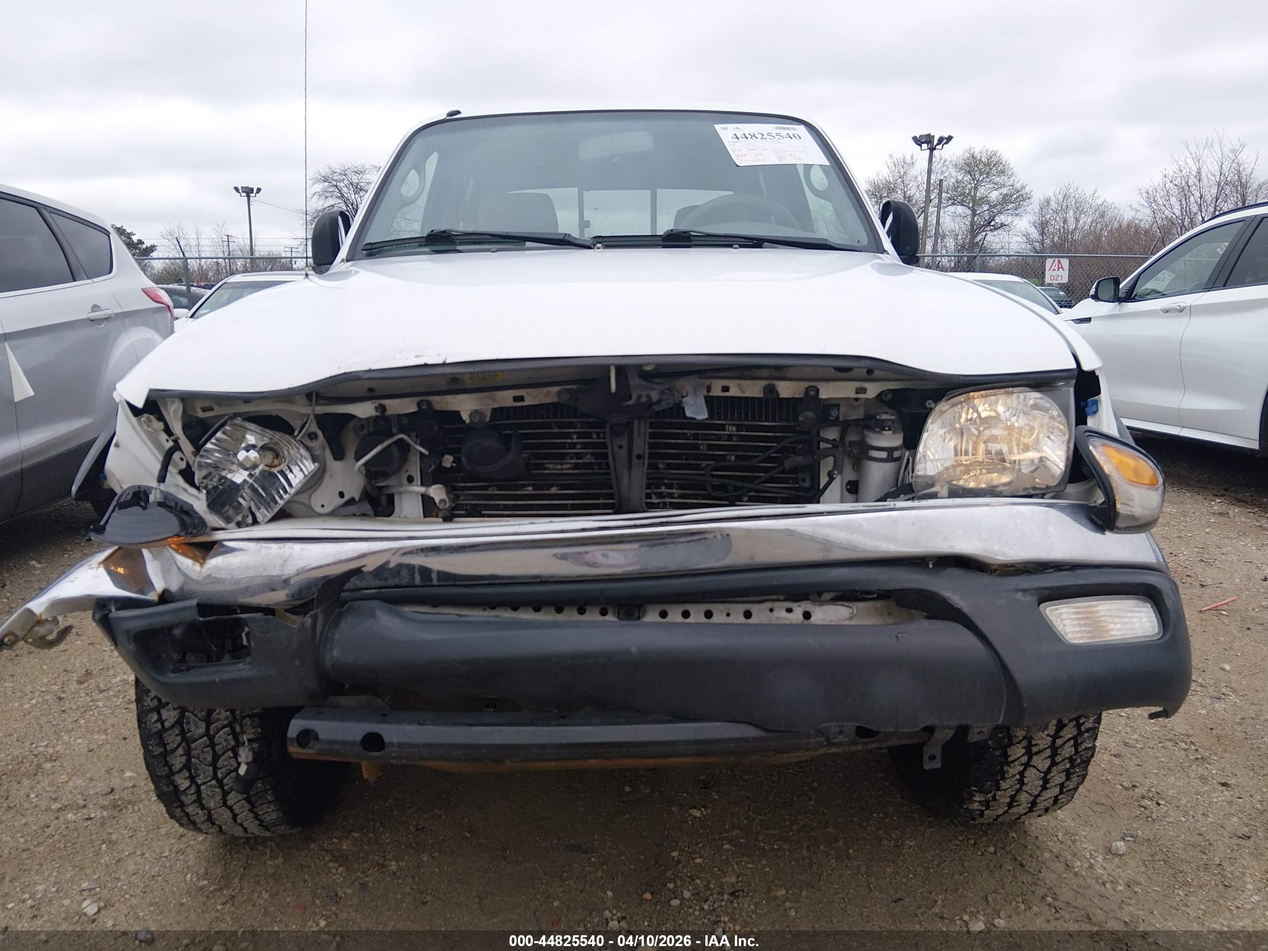 TOYOTA TACOMA image 6