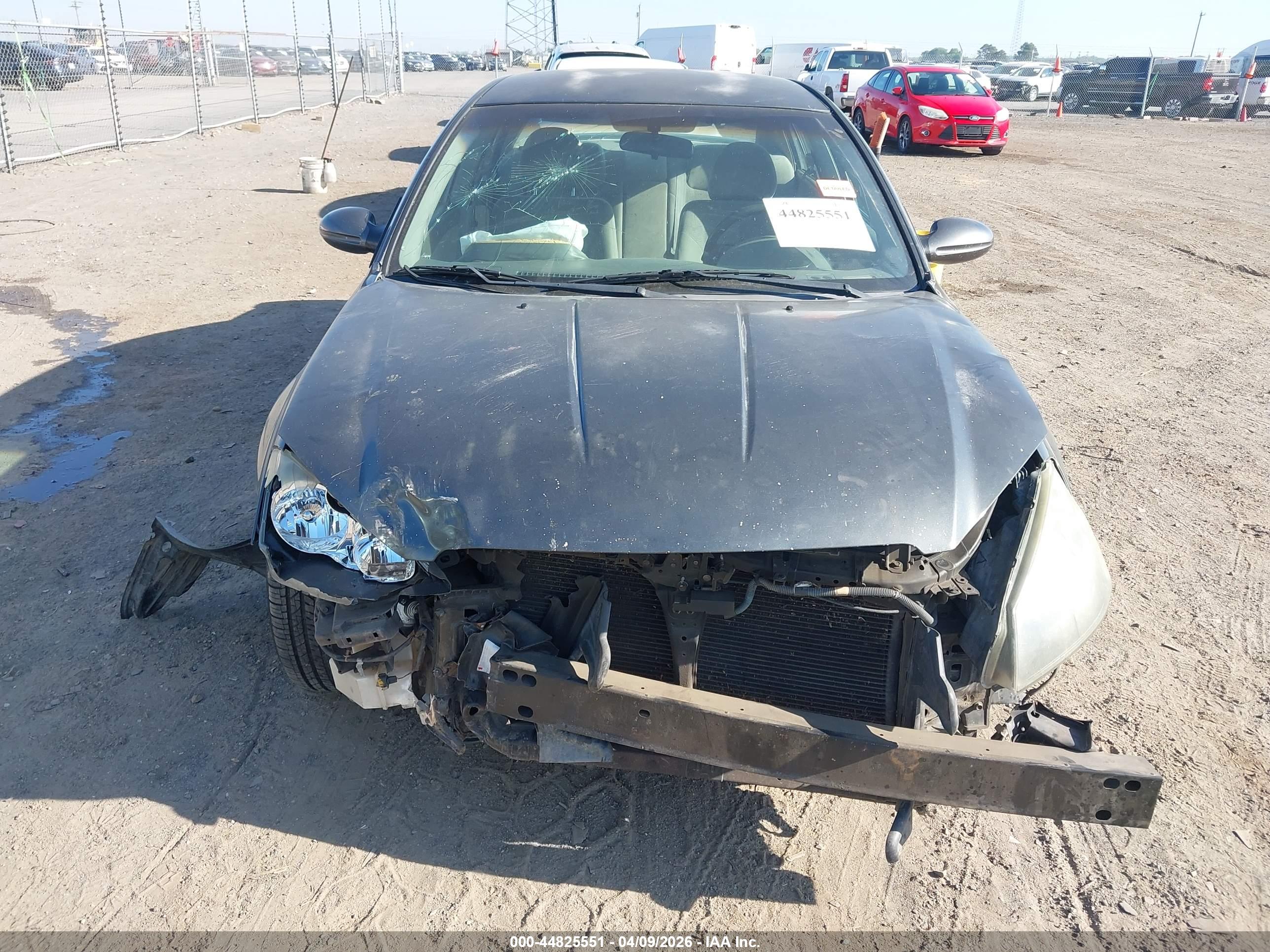 NISSAN ALTIMA image 6
