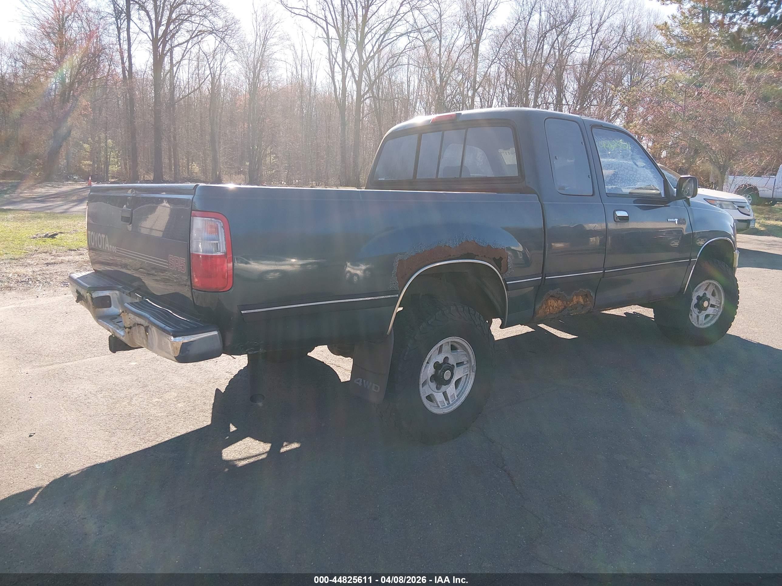 TOYOTA T100 image 4
