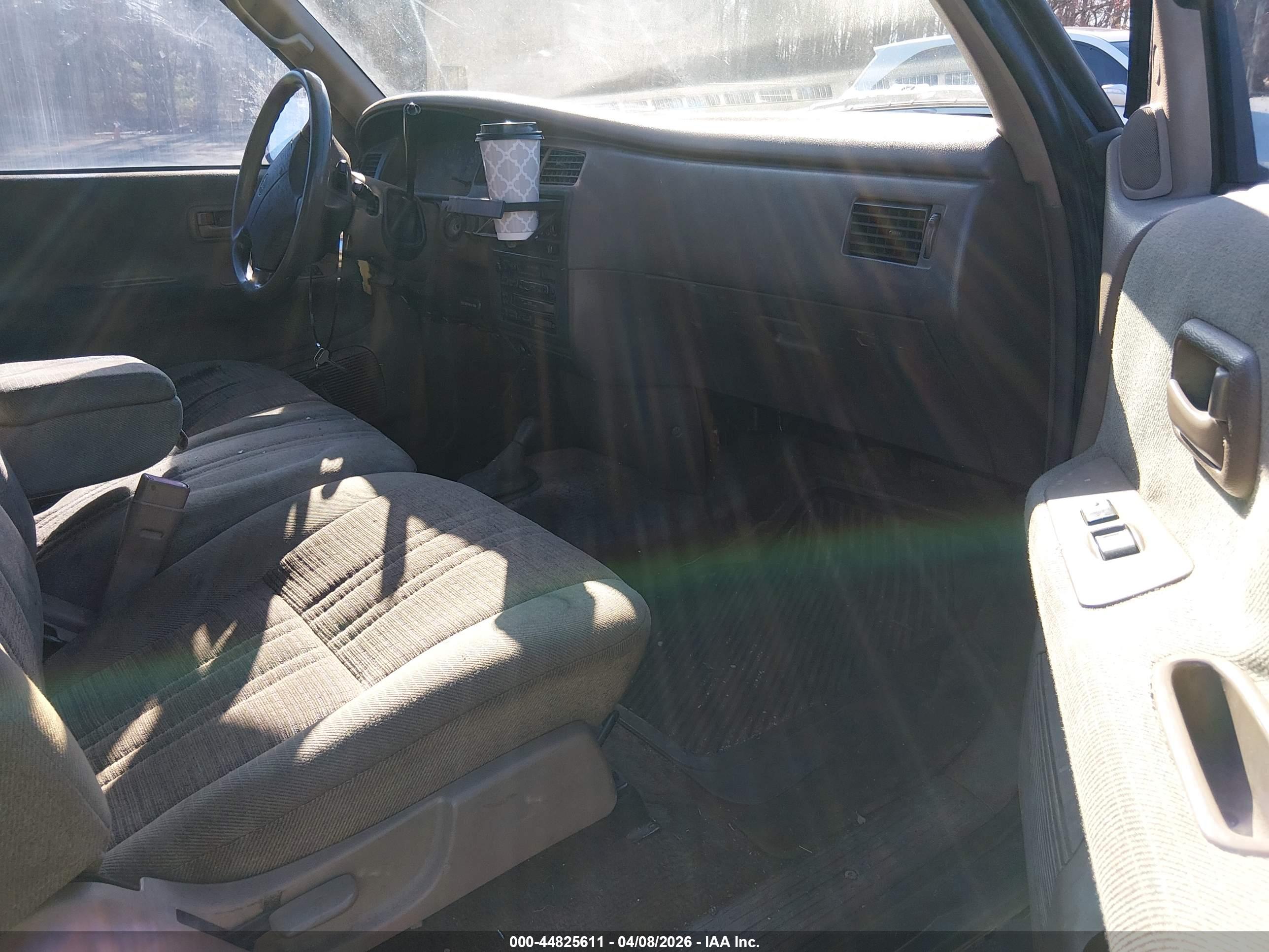 TOYOTA T100 image 5