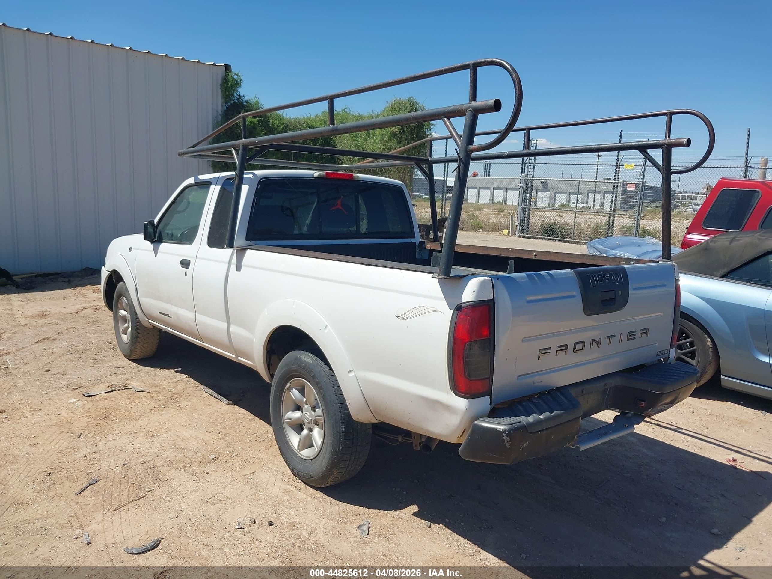 NISSAN FRONTIER image 3