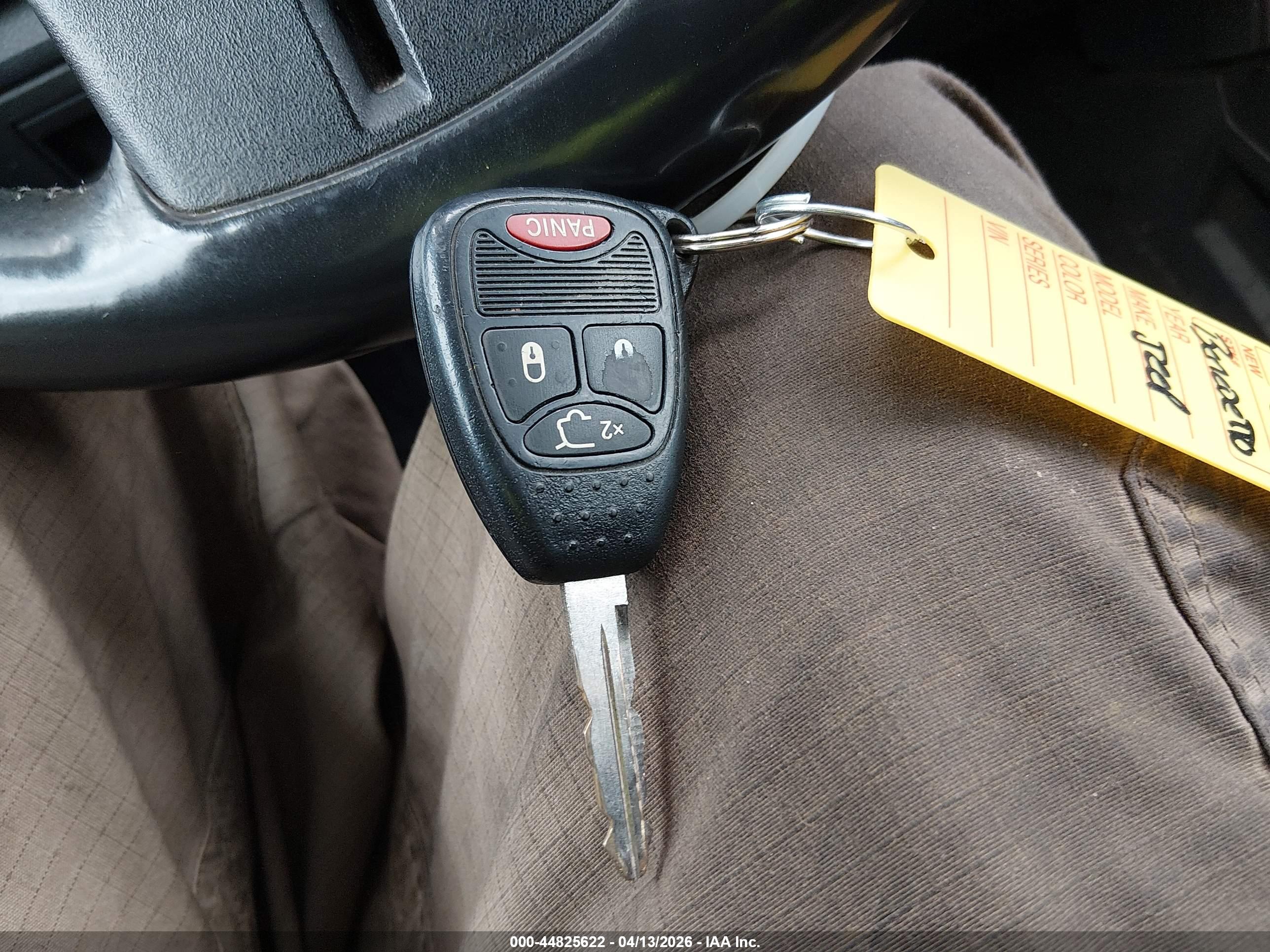 JEEP LIBERTY image 11