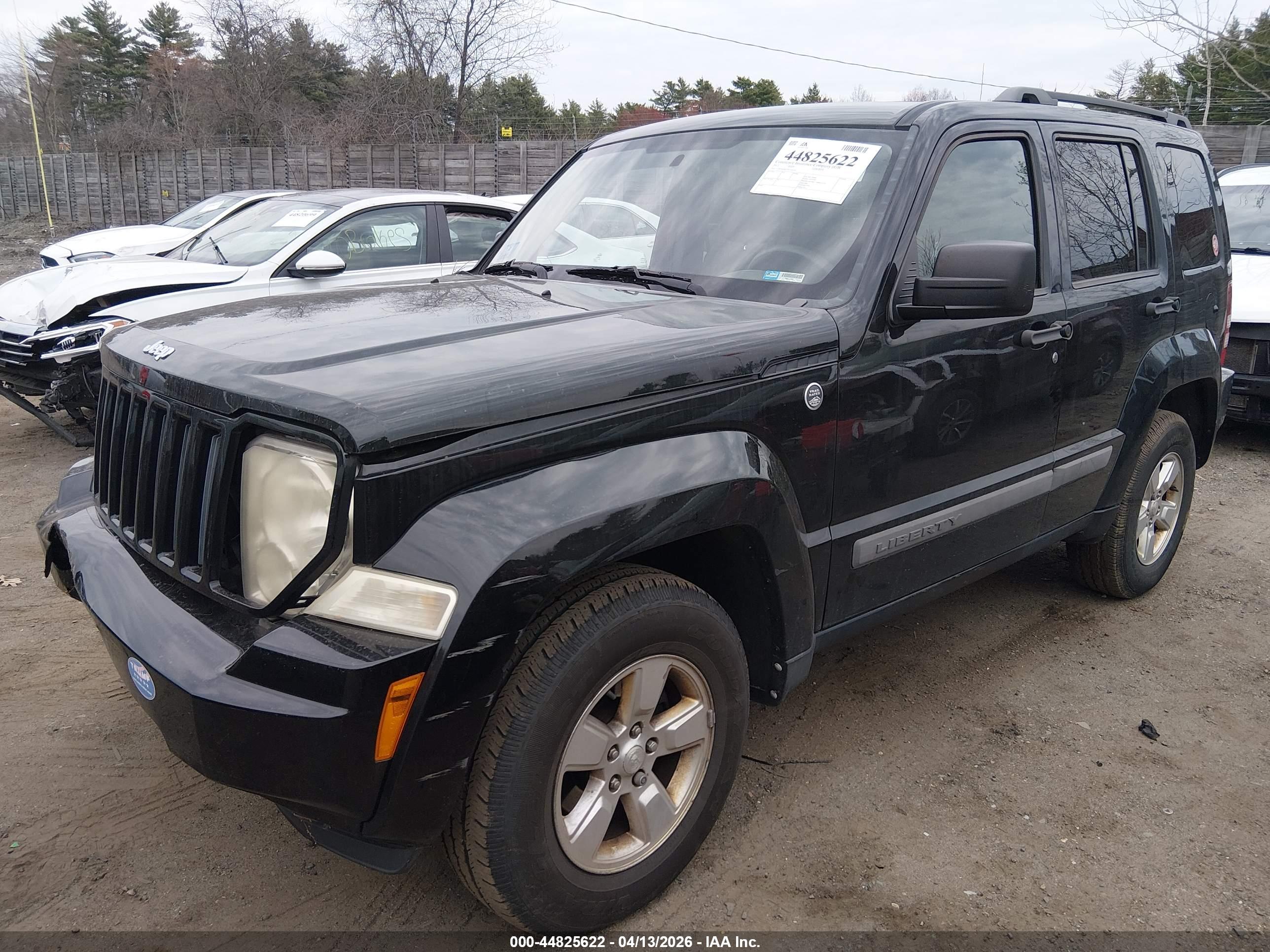 JEEP LIBERTY image 2
