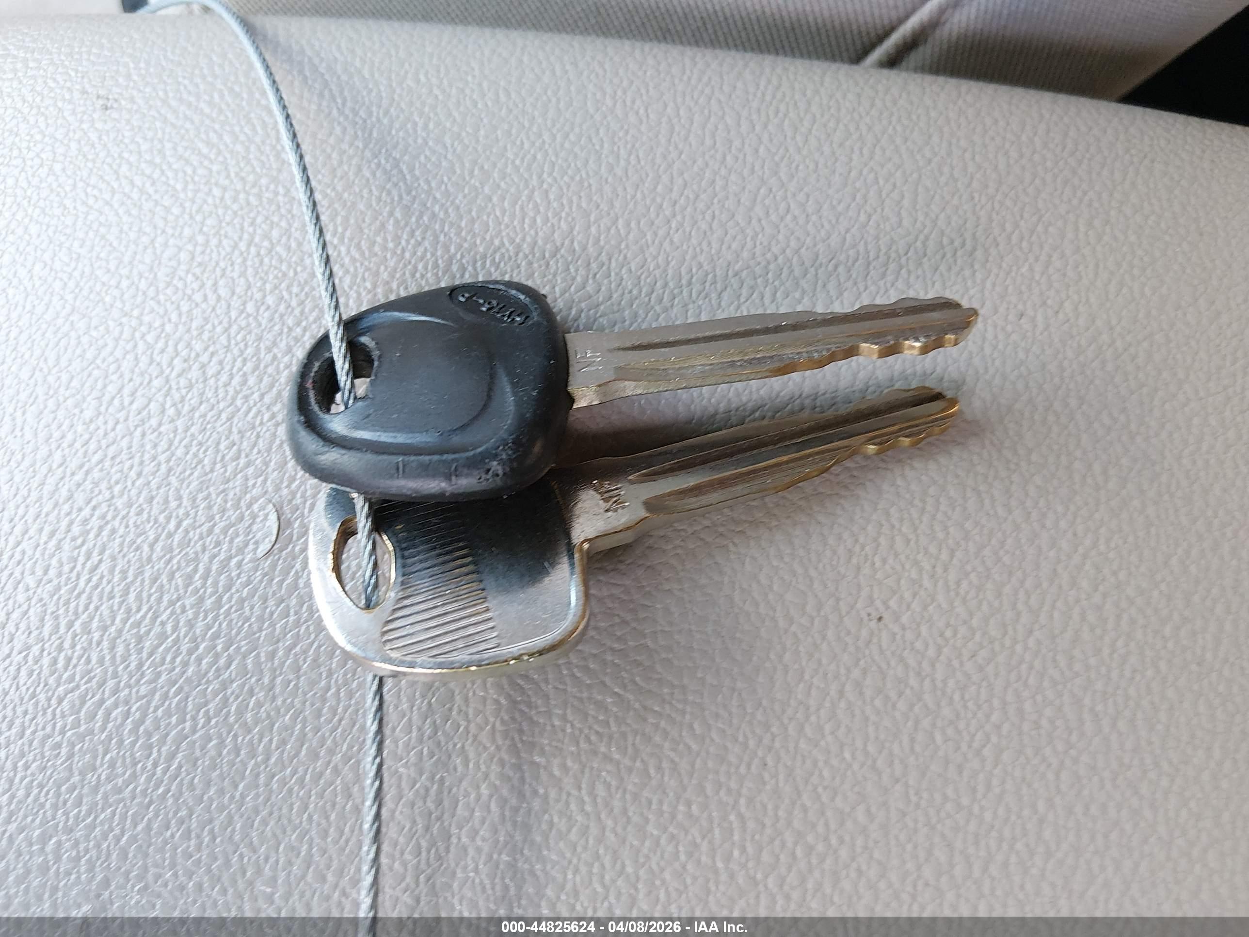 HYUNDAI ELANTRA image 11