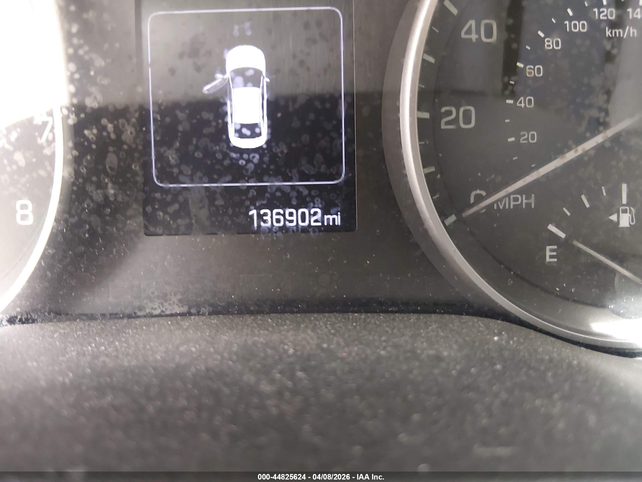 HYUNDAI ELANTRA image 7