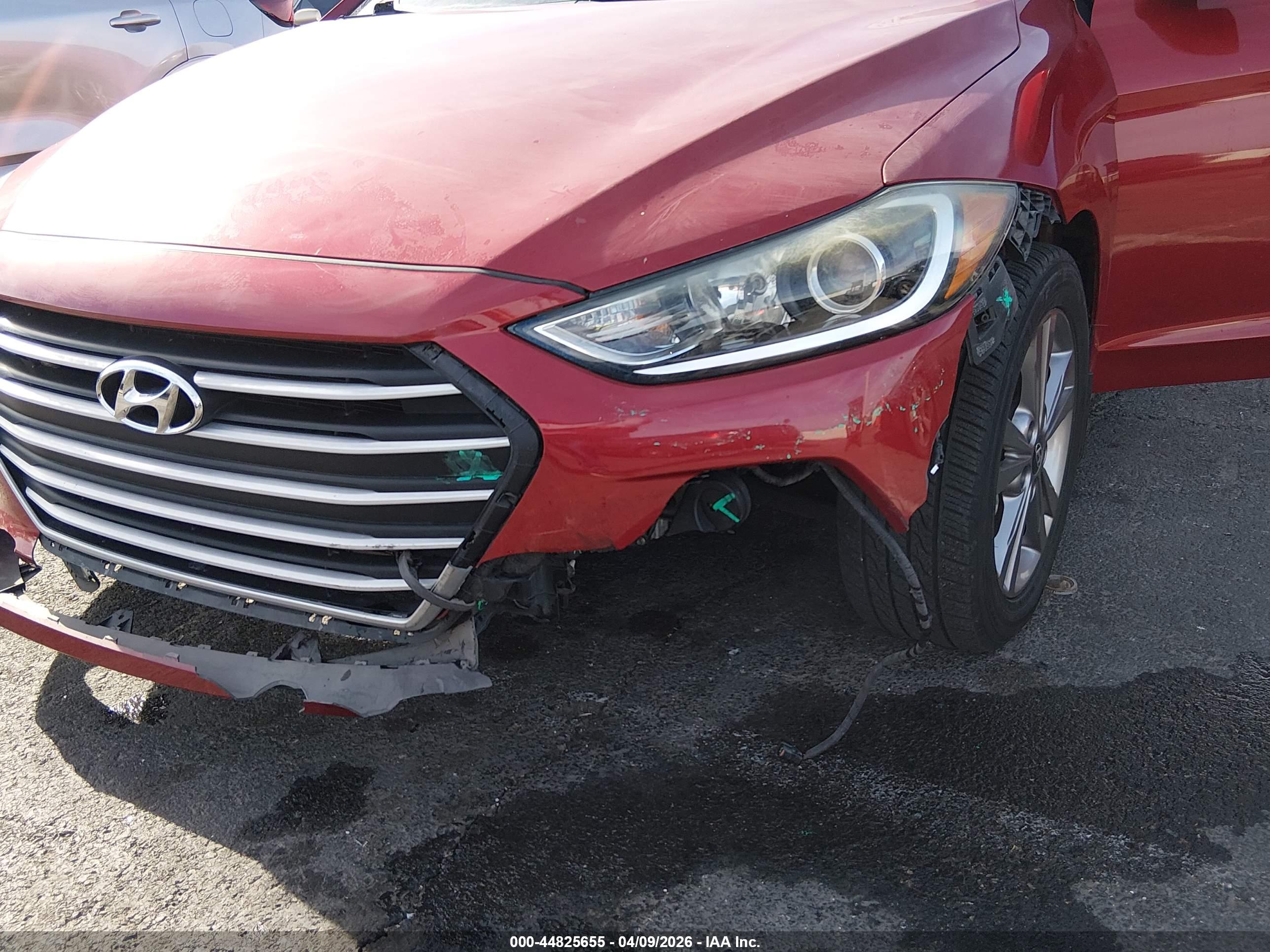 HYUNDAI ELANTRA image 6